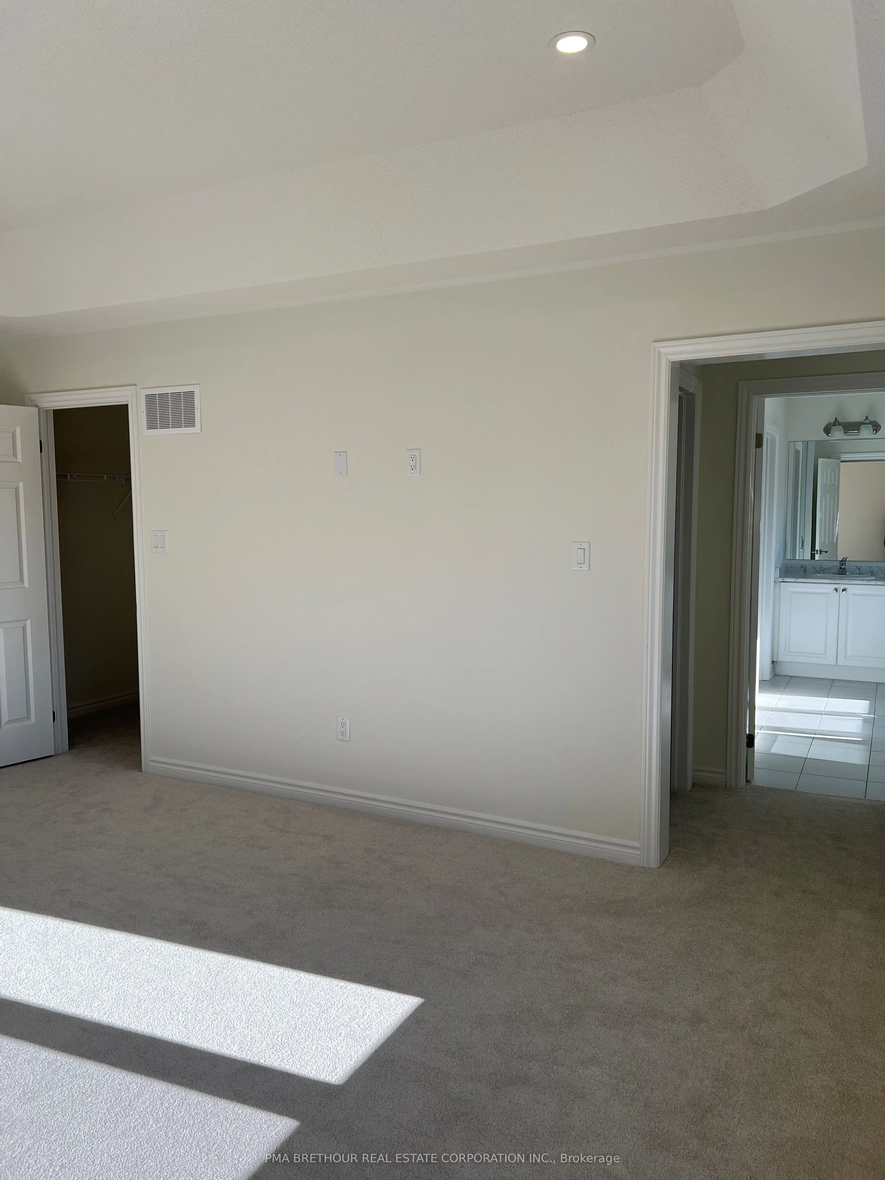 6 Forestlane Way