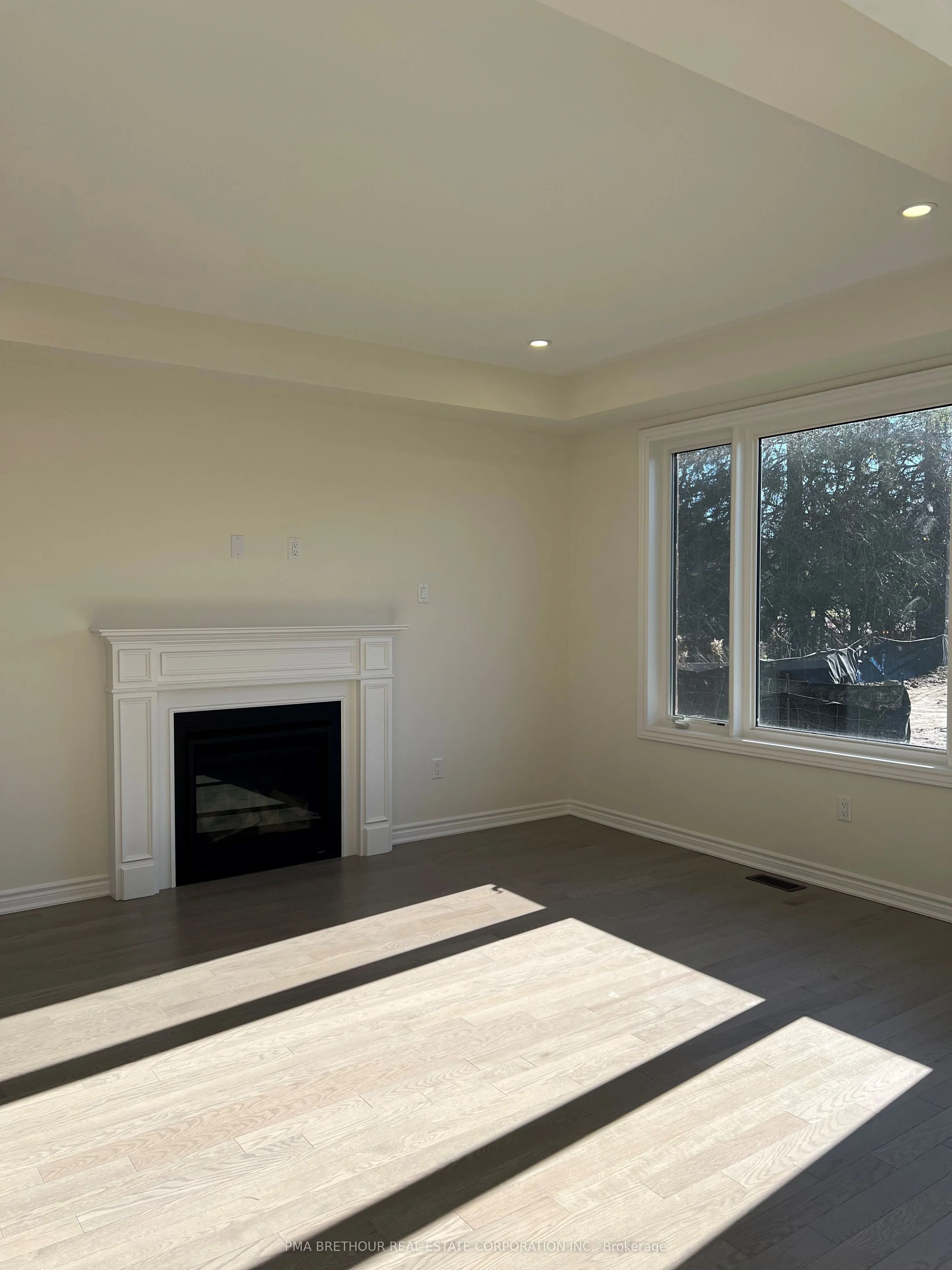 6 Forestlane Way