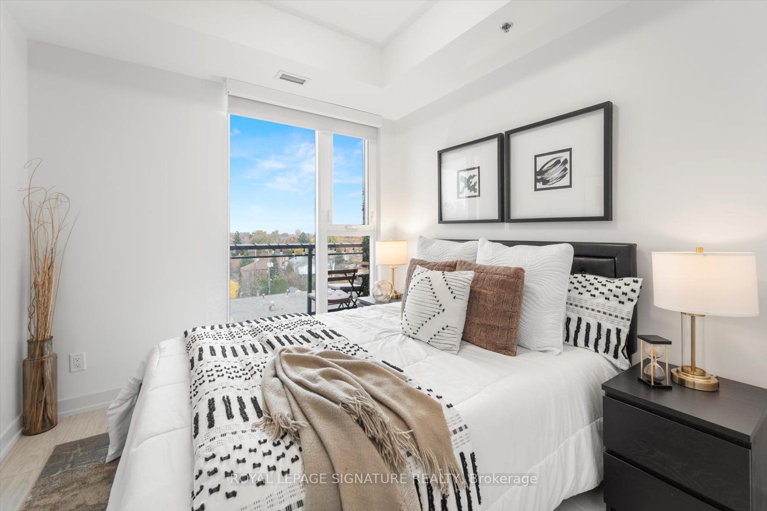 90 Glen Everest Road, #701