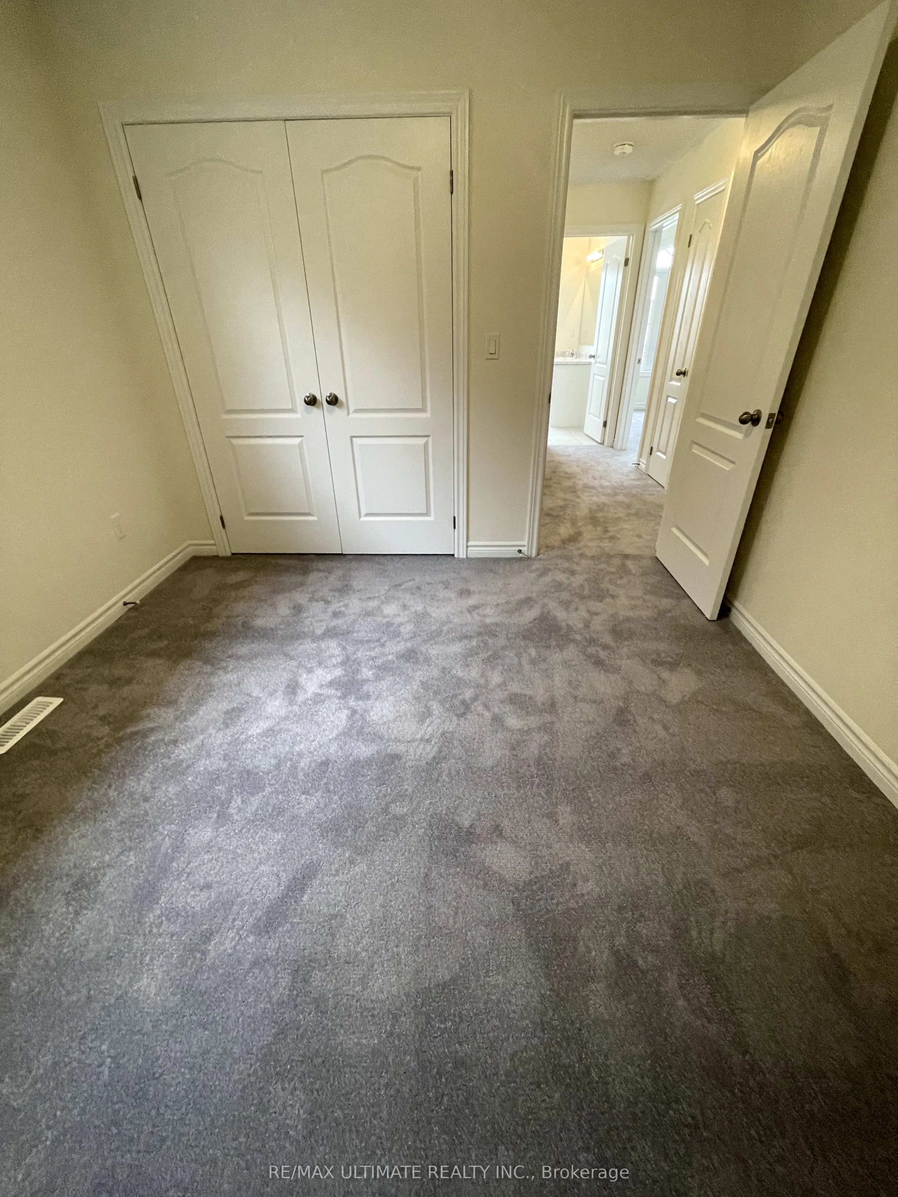 80 Robin Trail
