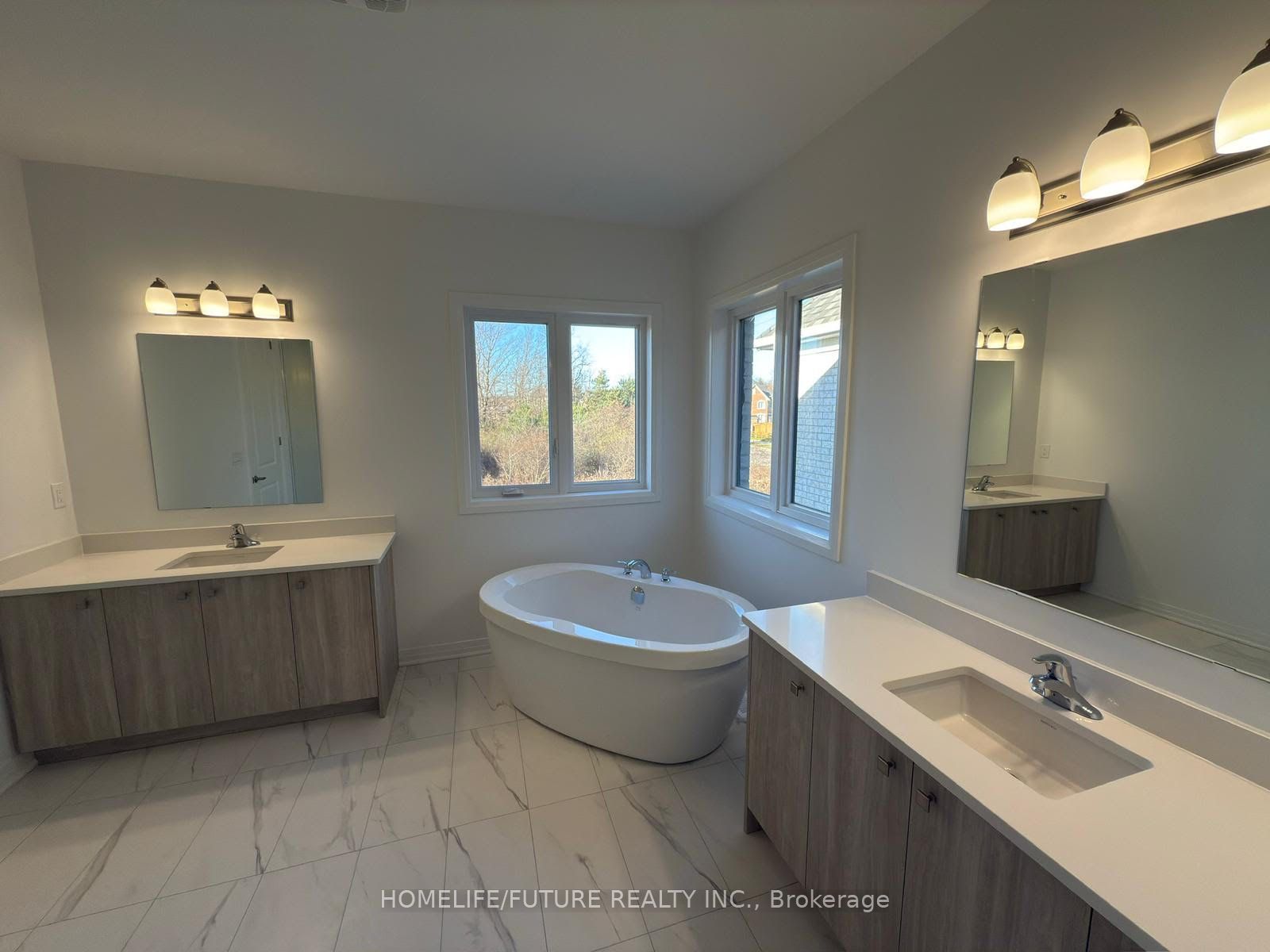 117 Deer Ridge Crescent