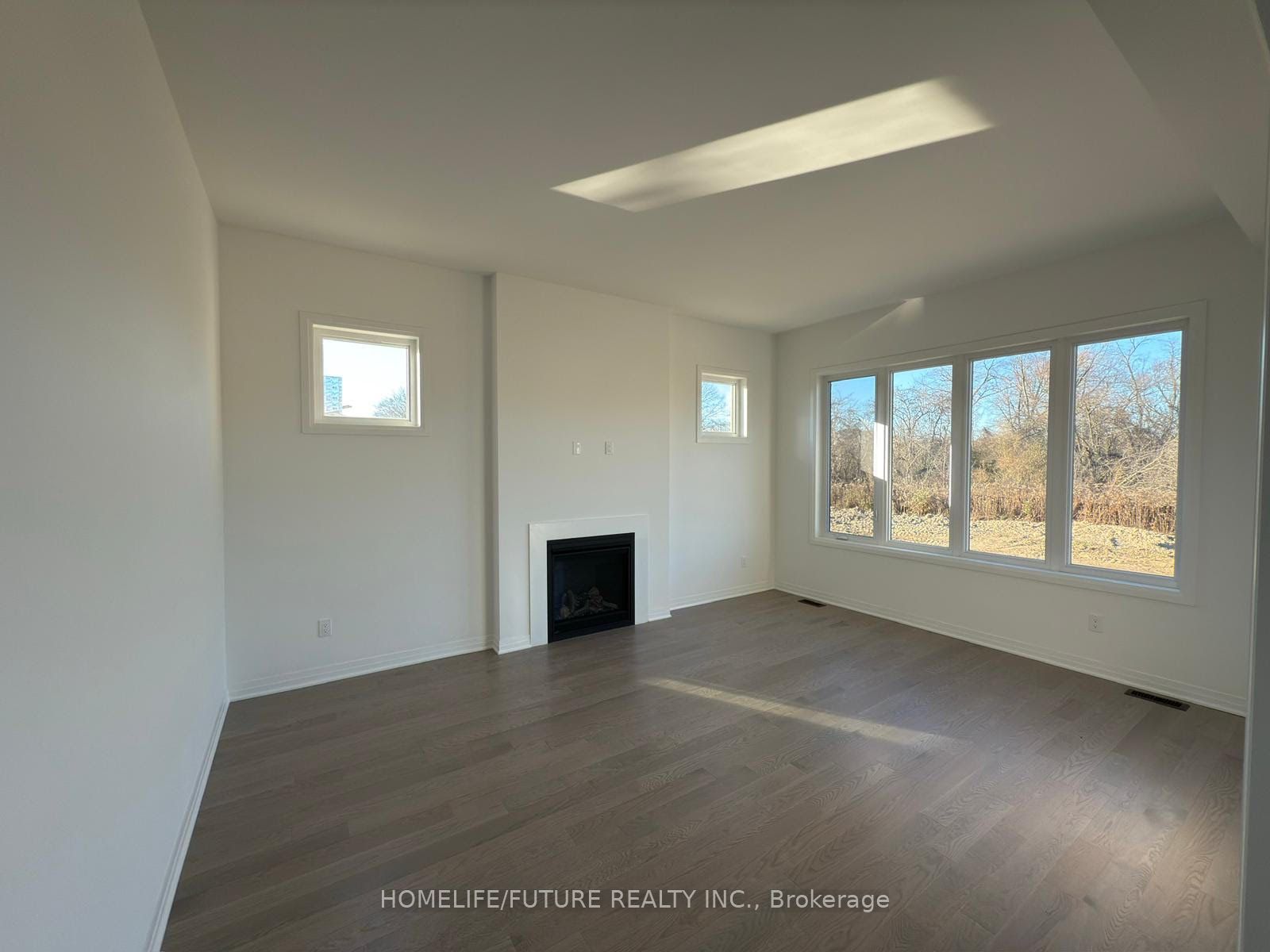 117 Deer Ridge Crescent