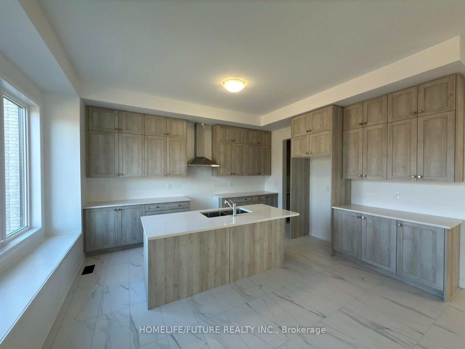 117 Deer Ridge Crescent