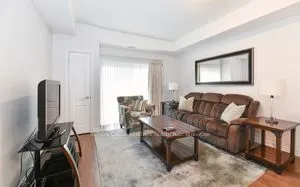 670 Gordon Street S, #103