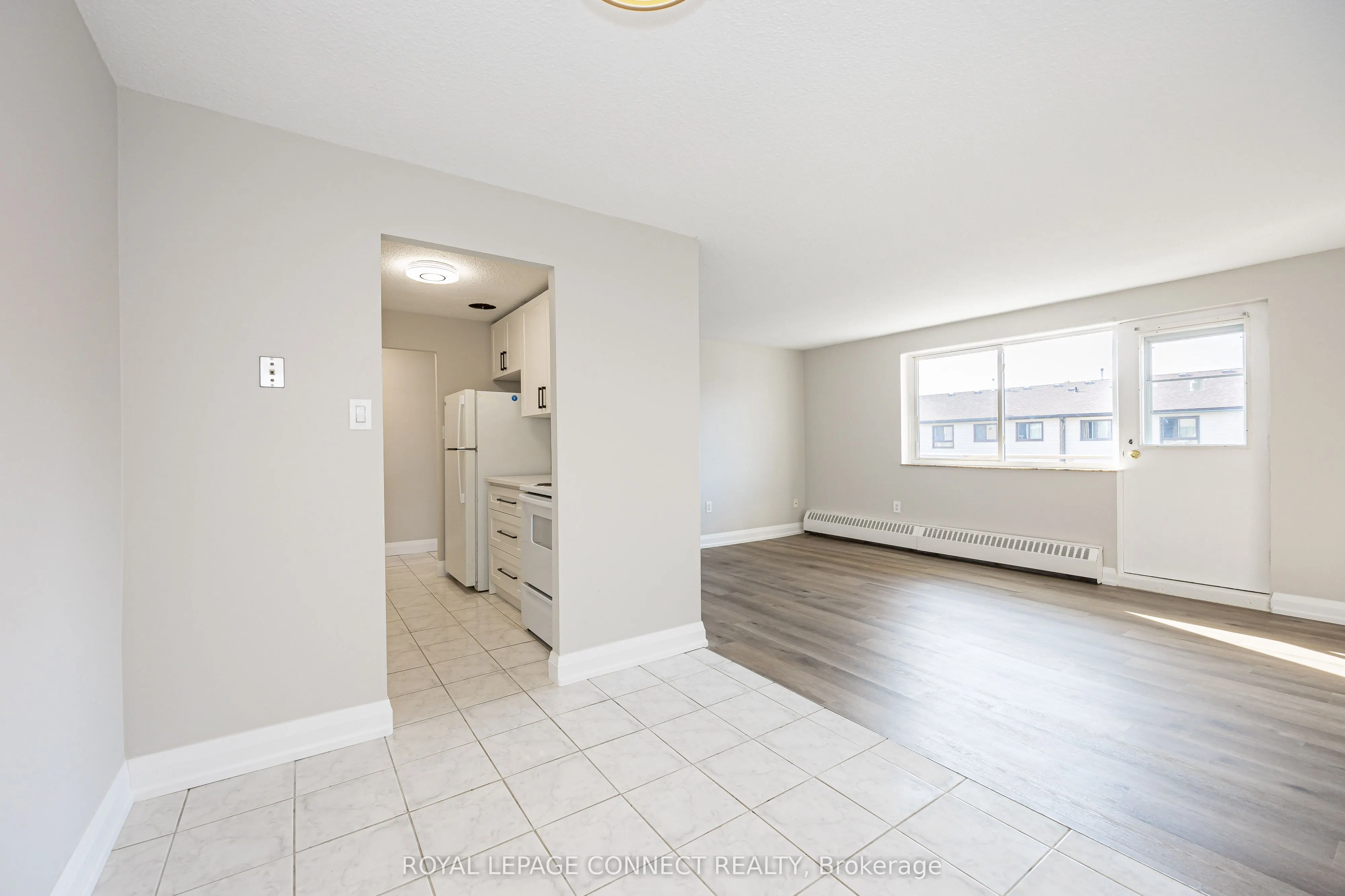 936 Glen Street, #211