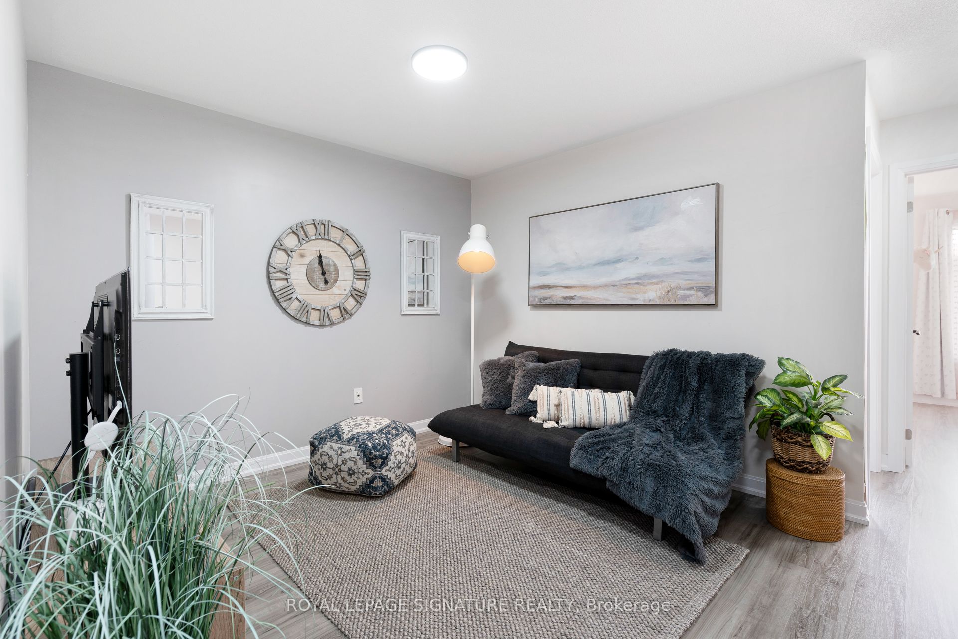66 Longshore Way