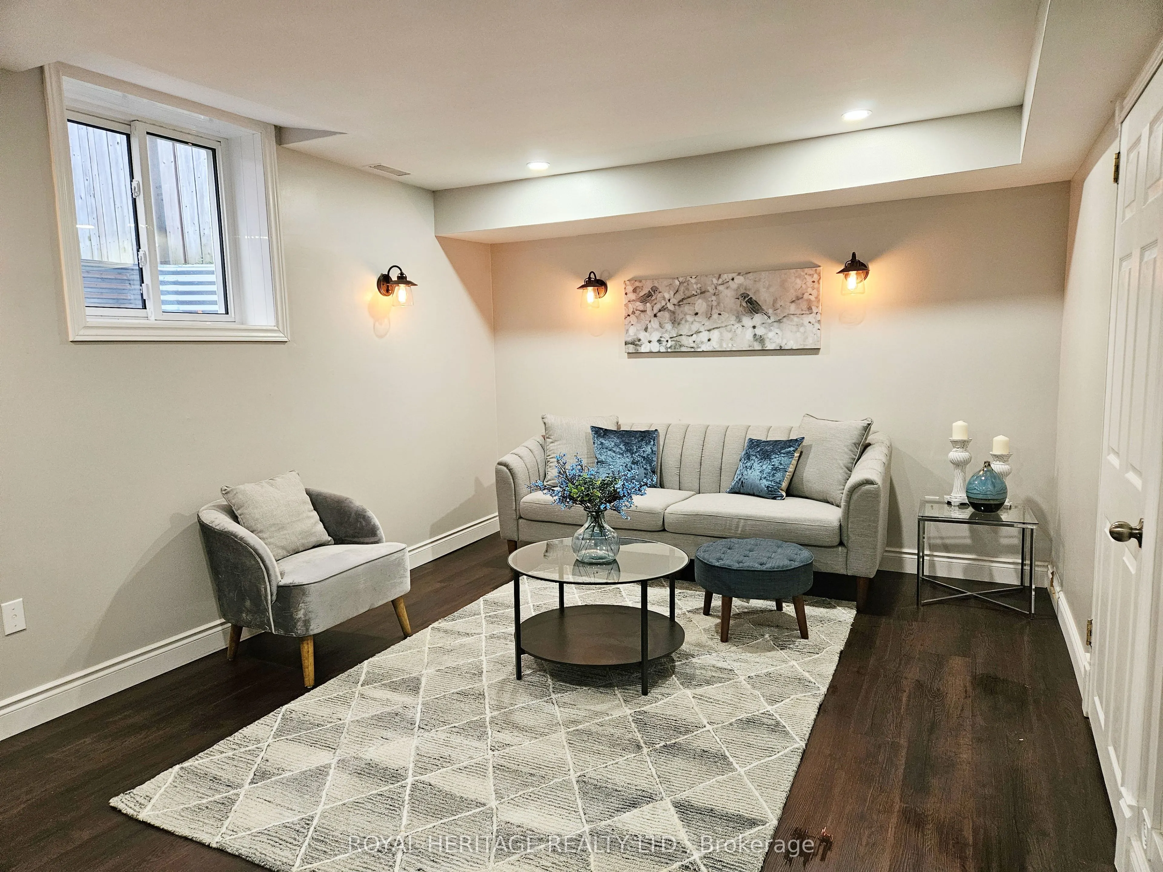 56 Catkins Crescent