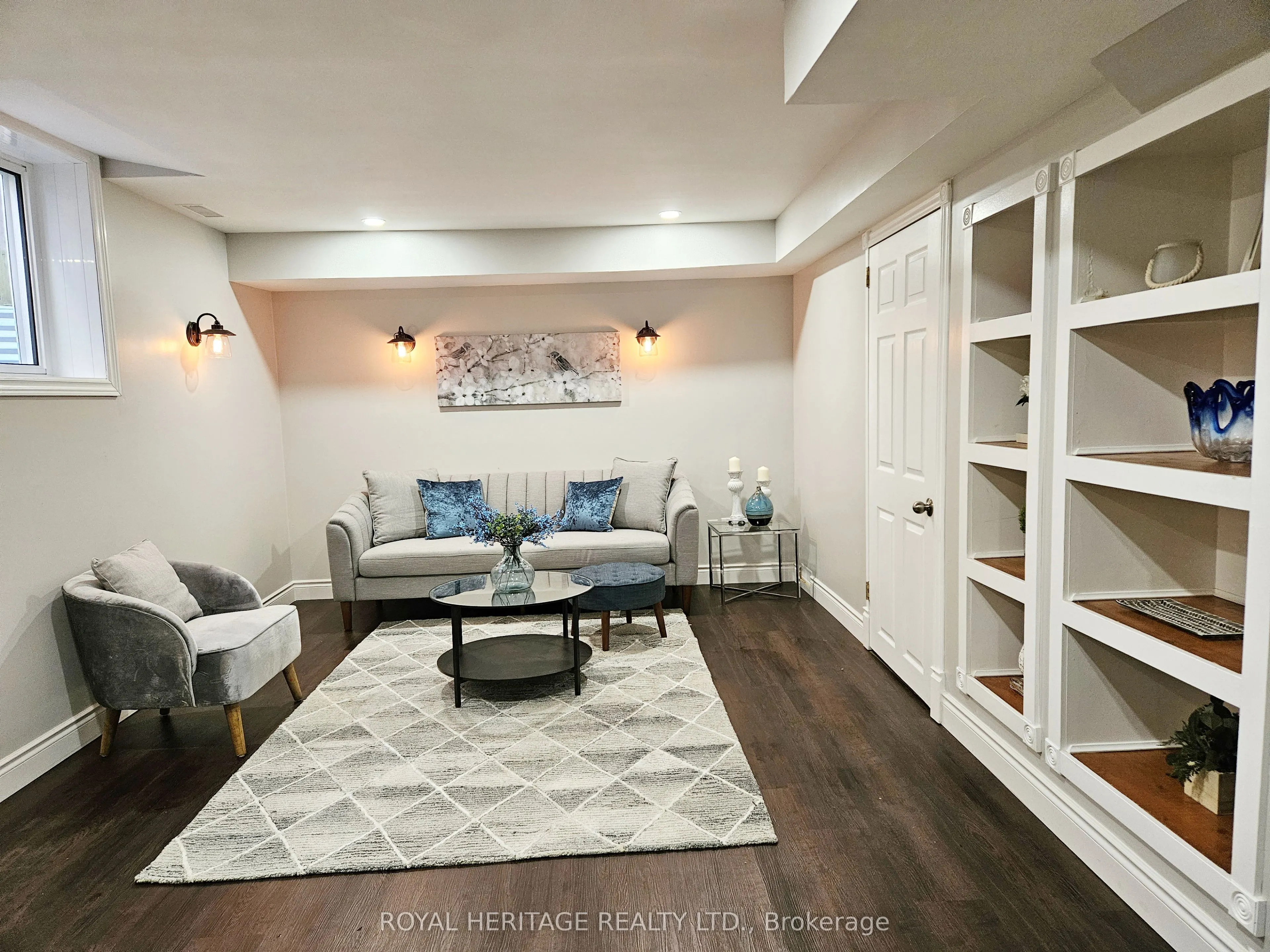 56 Catkins Crescent