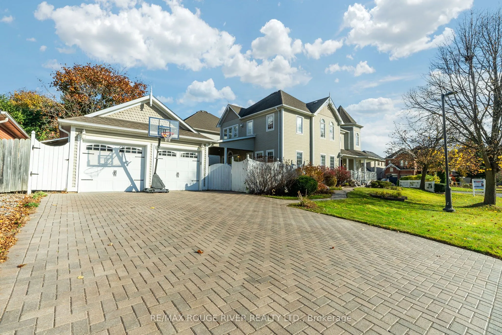 10 Sawyer Avenue