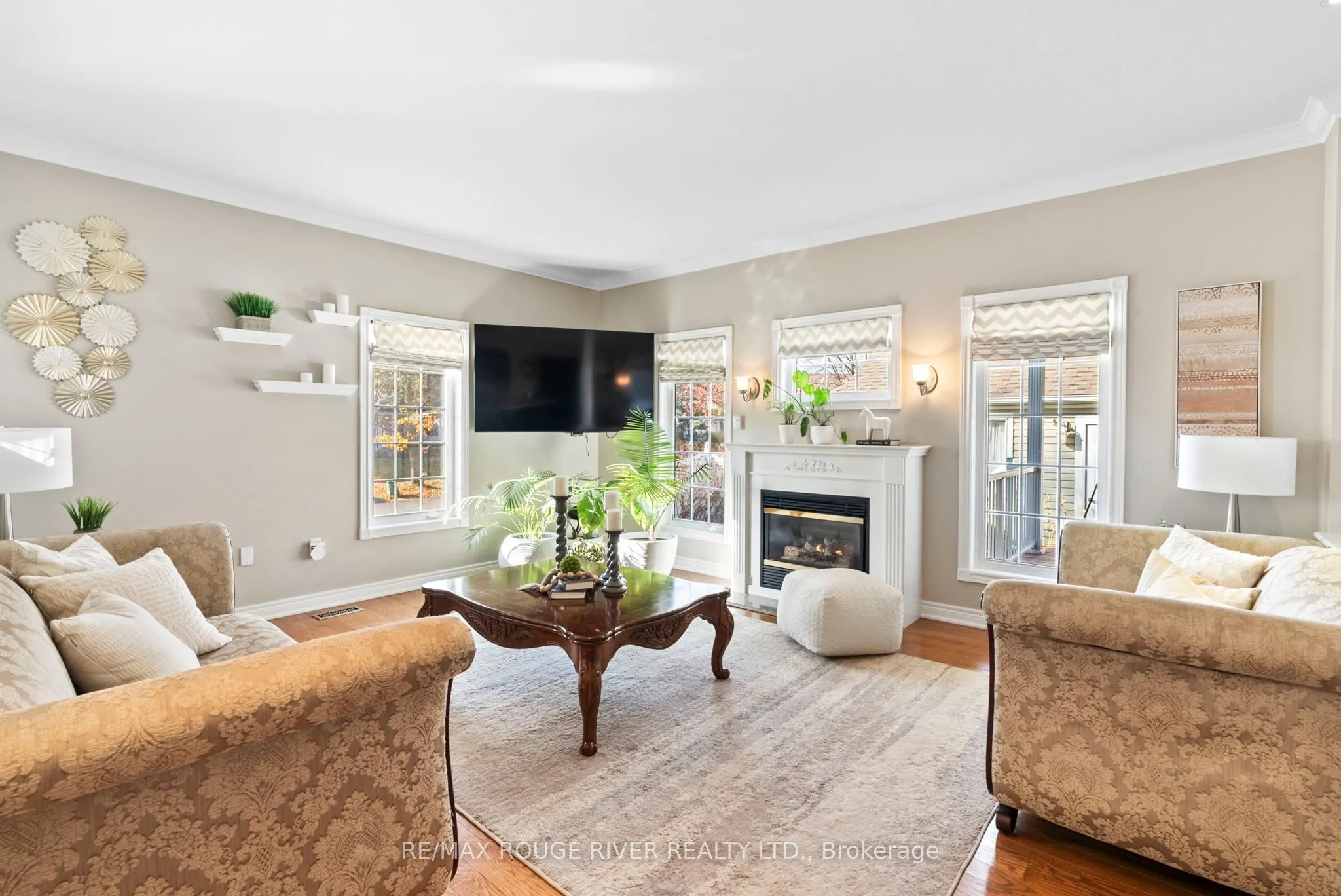 10 Sawyer Avenue