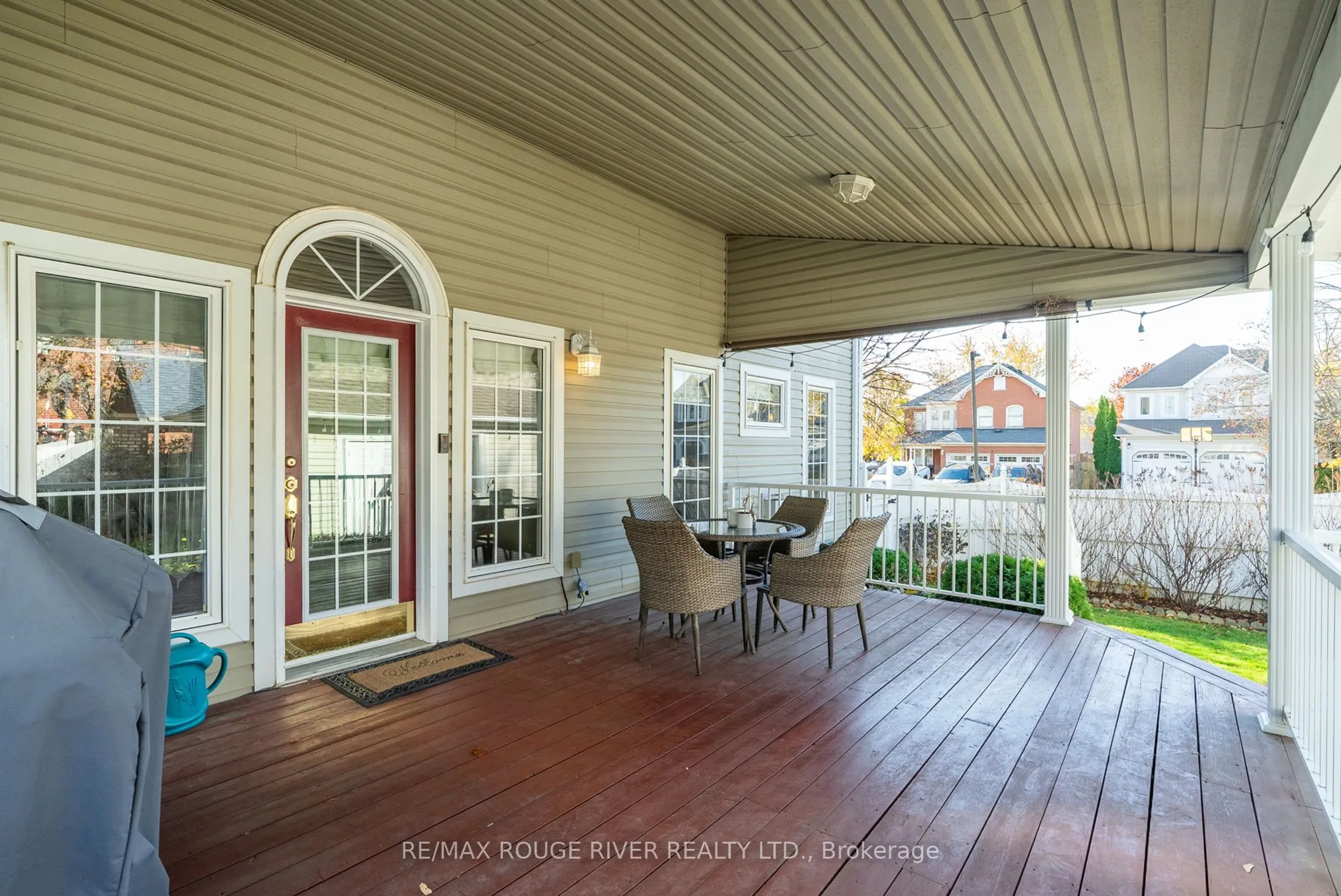 10 Sawyer Avenue