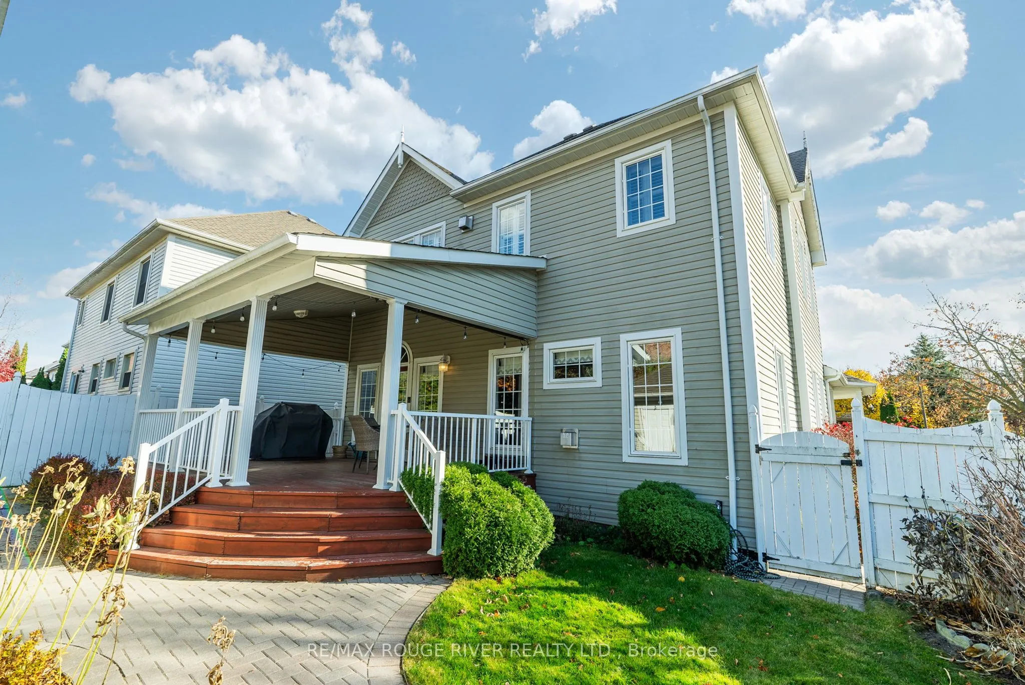 10 Sawyer Avenue