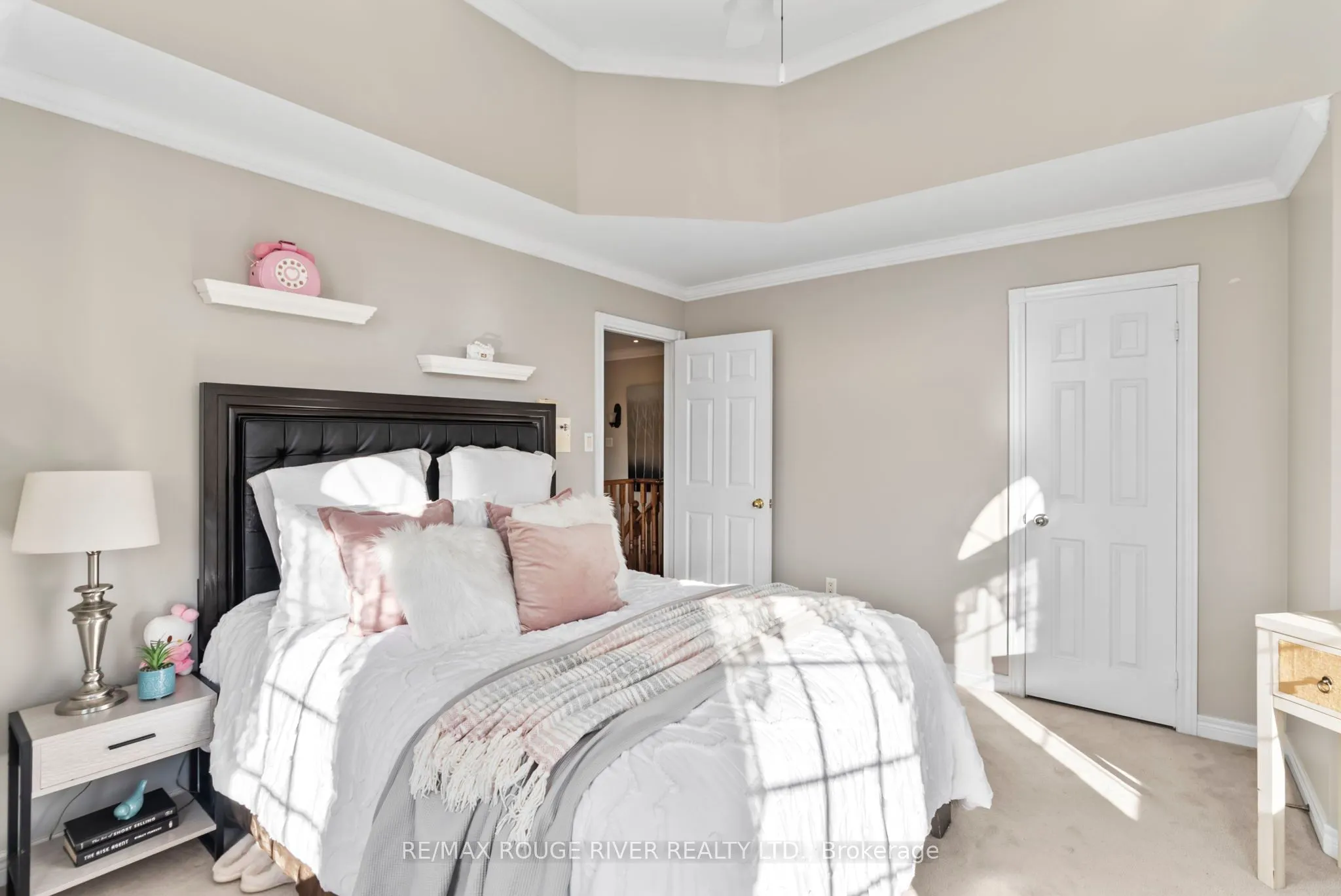 10 Sawyer Avenue