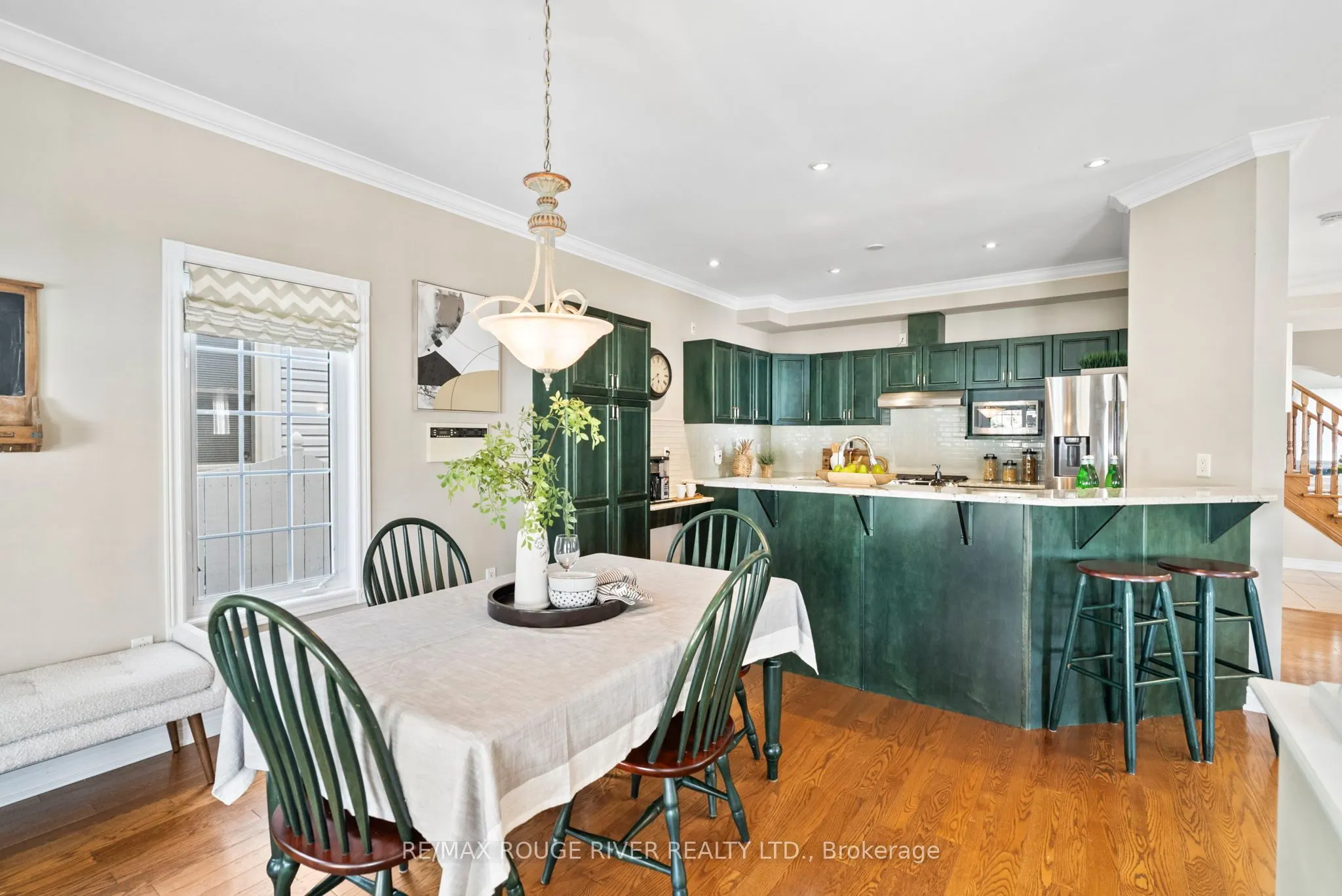 10 Sawyer Avenue