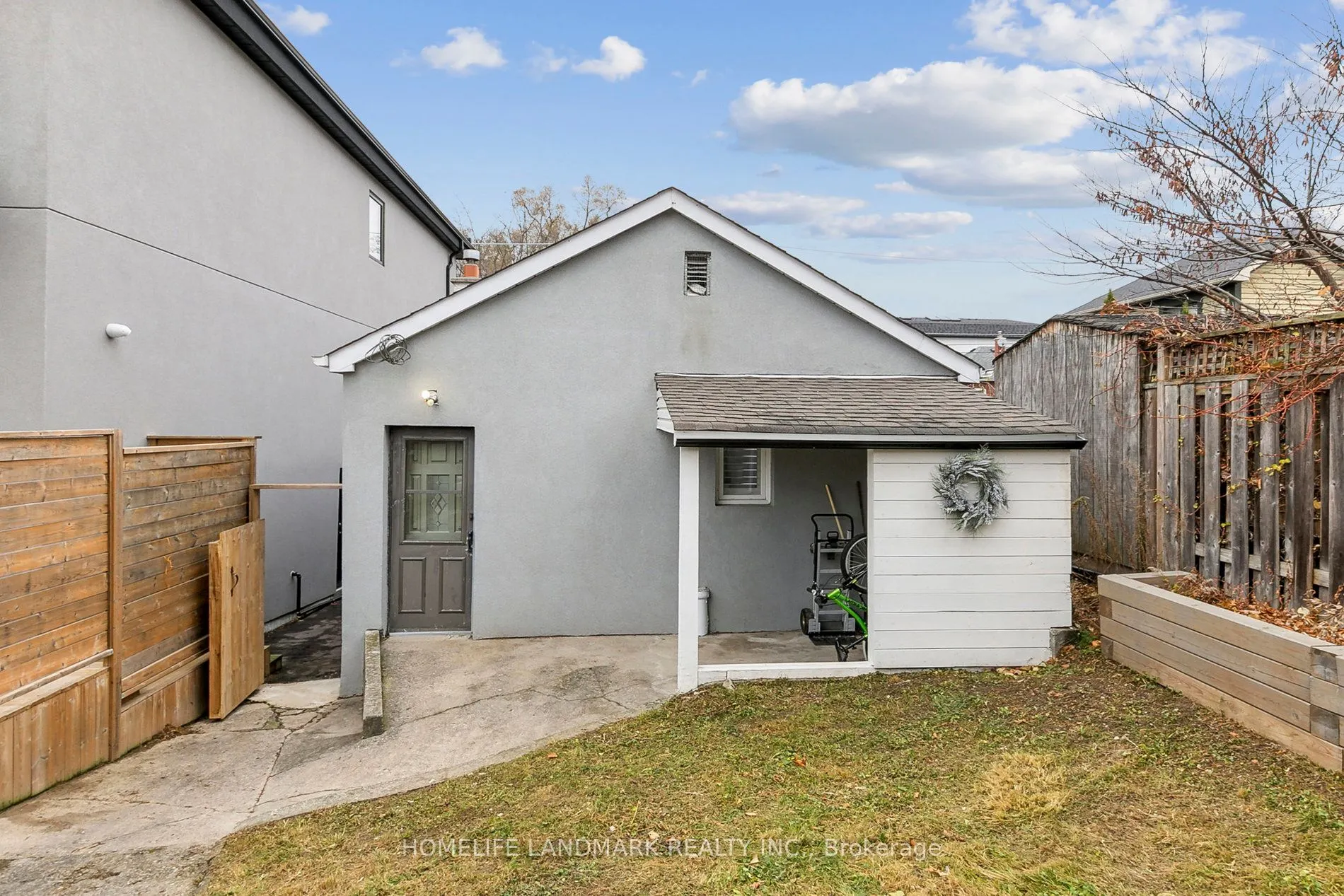 35 Wallington Avenue