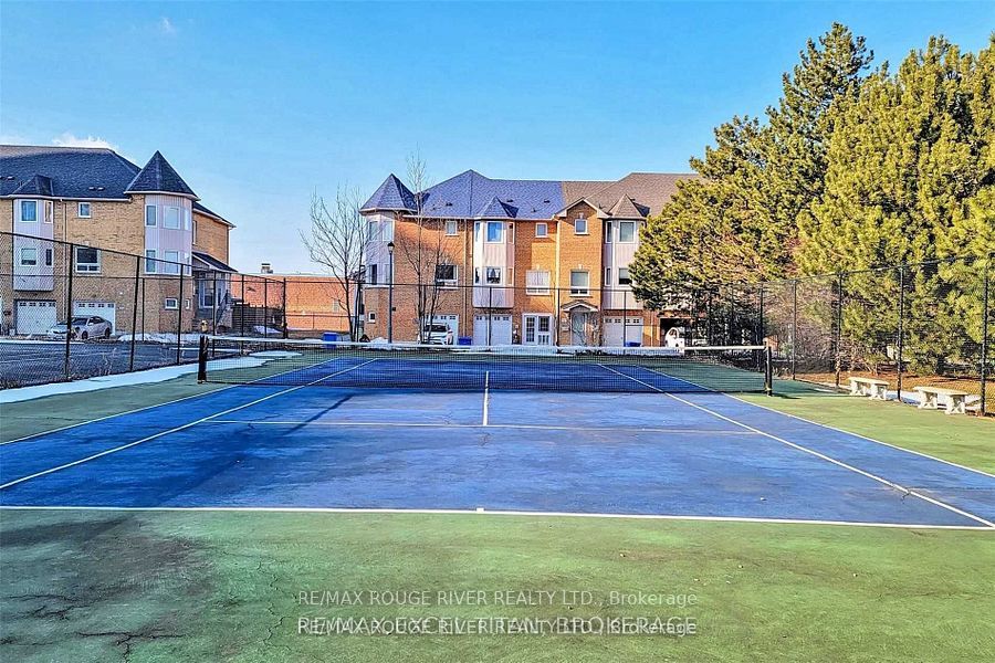 300 Alton Towers Circle, #910