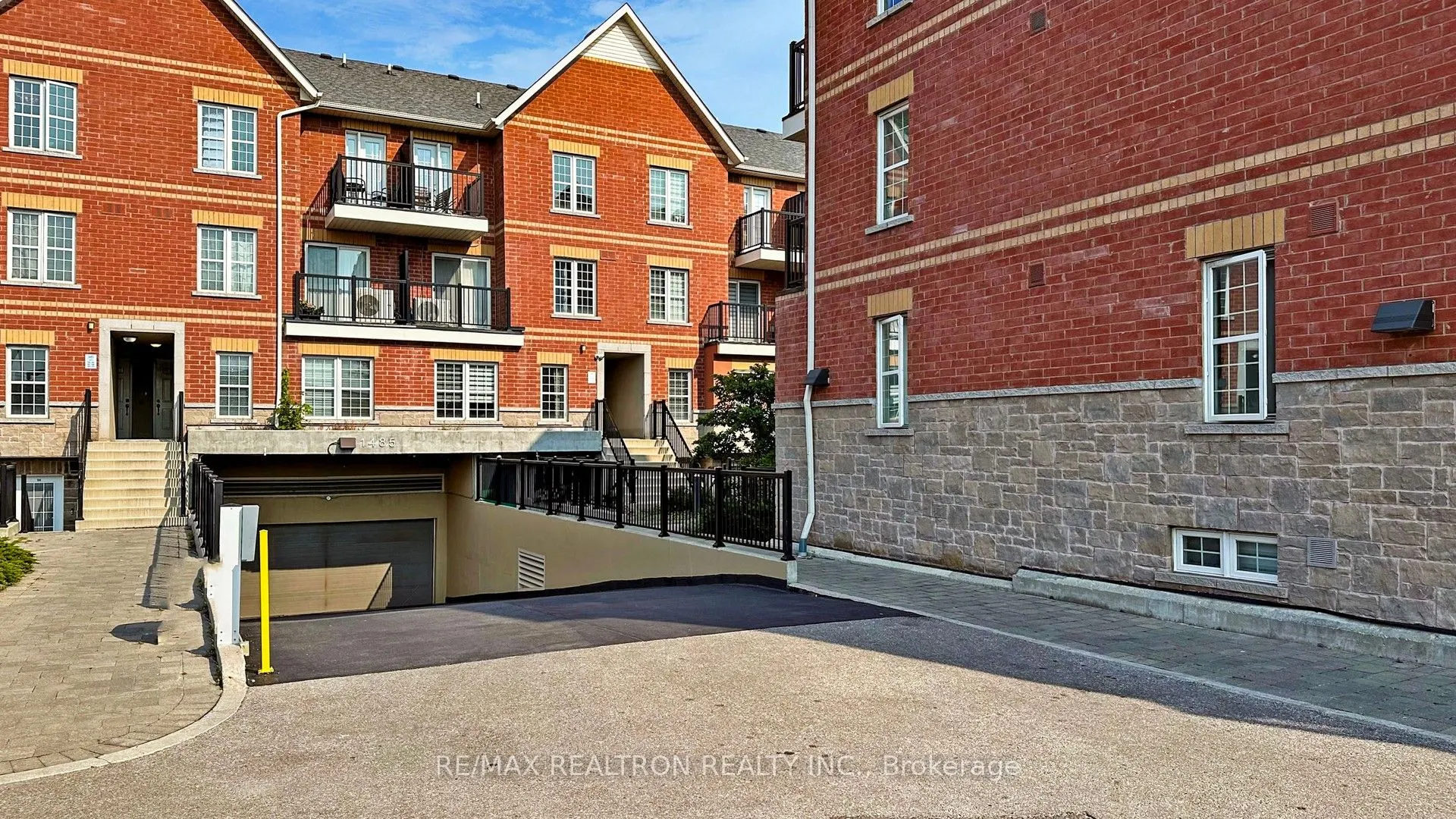 1483 Birchmount Road, #304