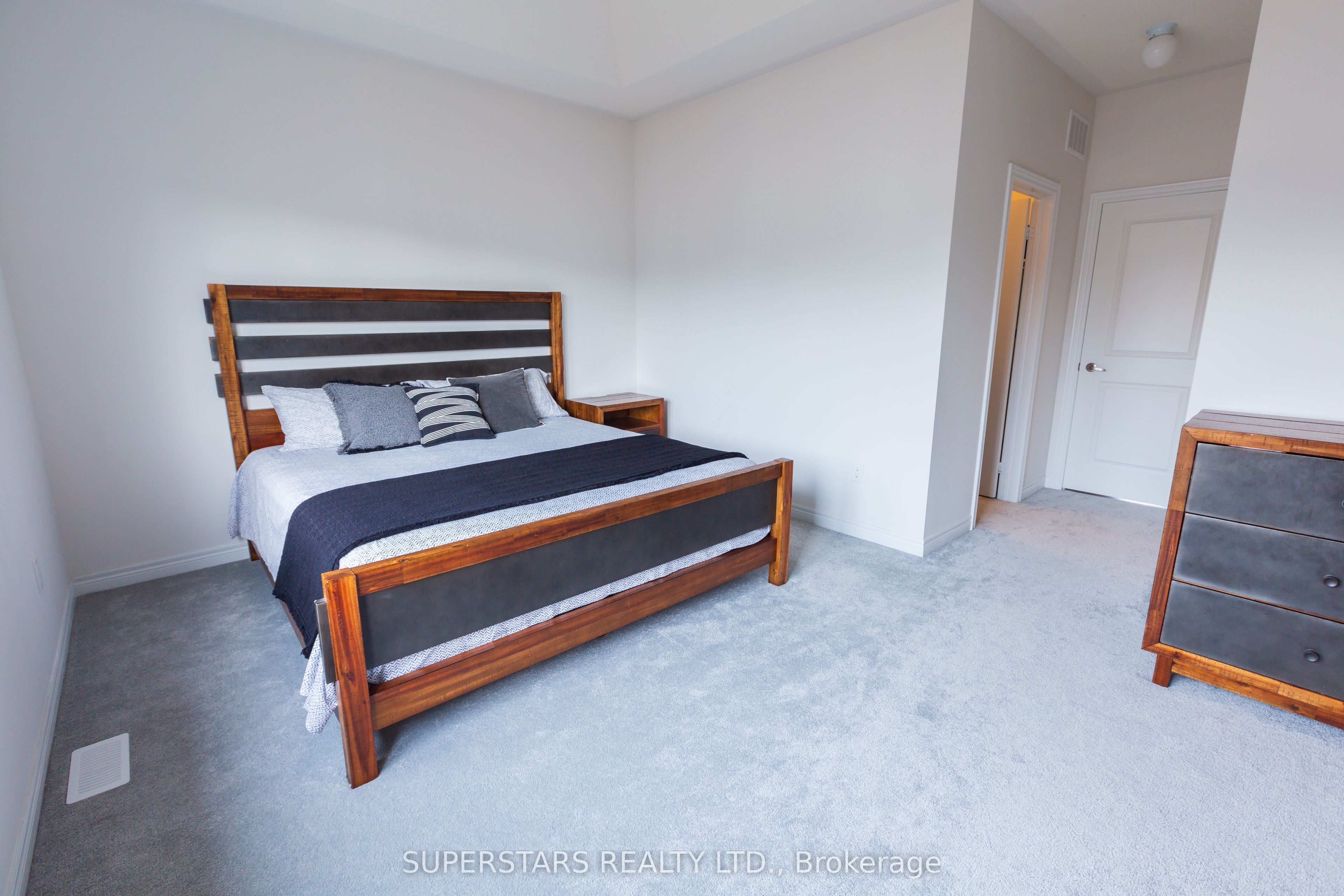 123 Micklefield Avenue