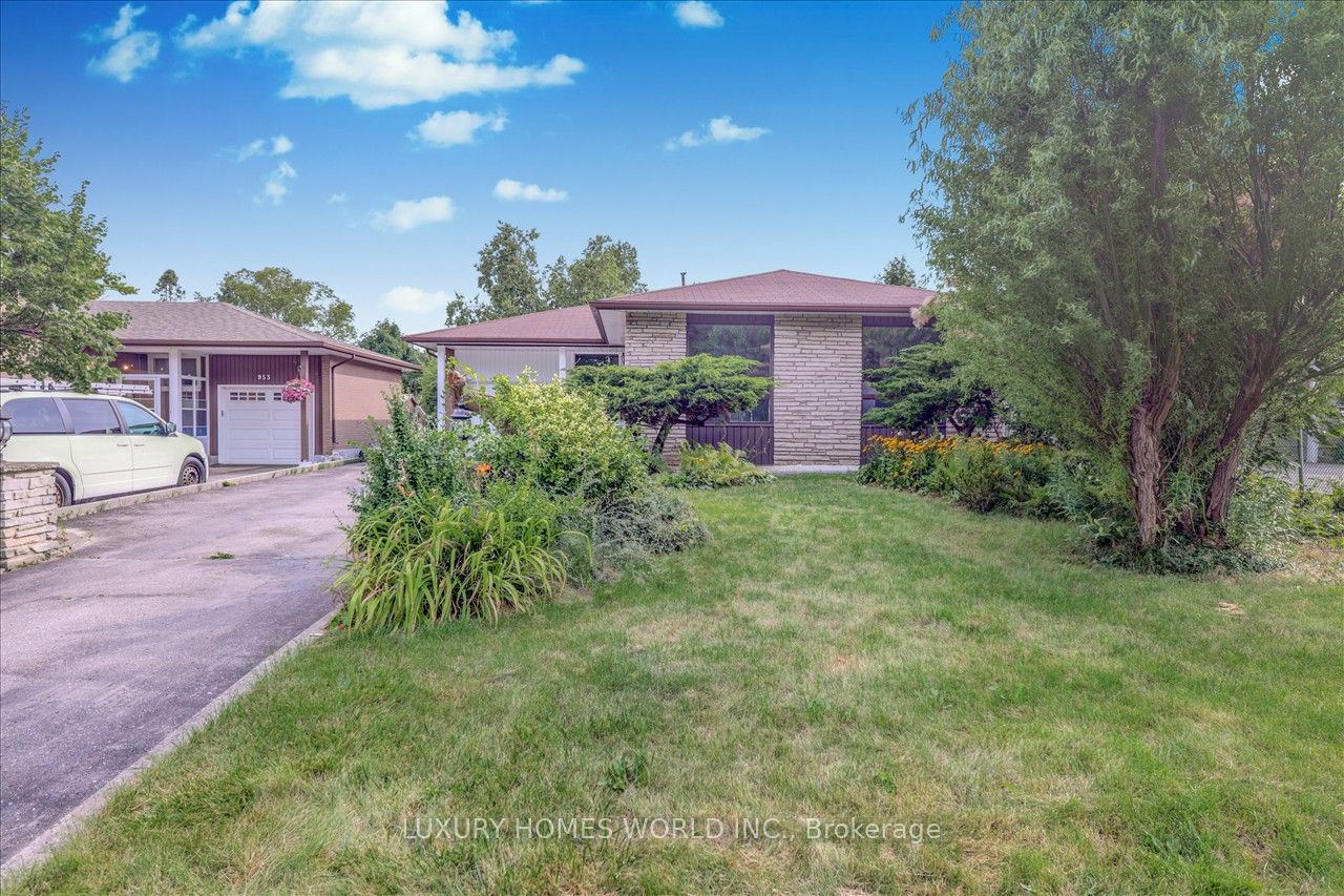 951 Essa Crescent