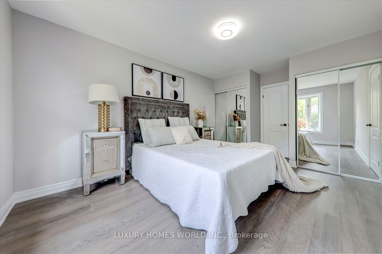 951 Essa Crescent