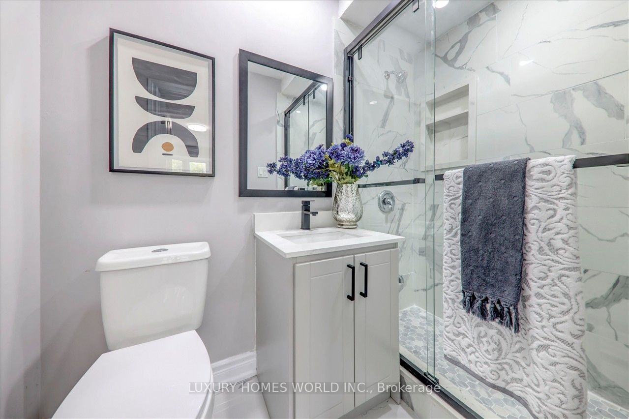 951 Essa Crescent