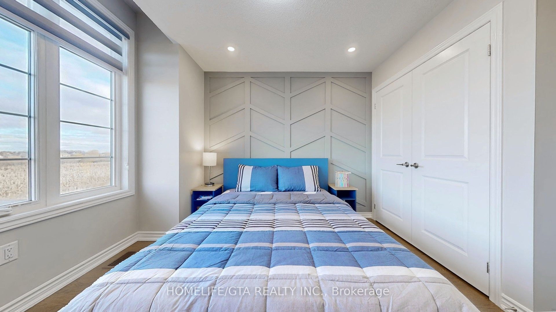 524 Coronation Road