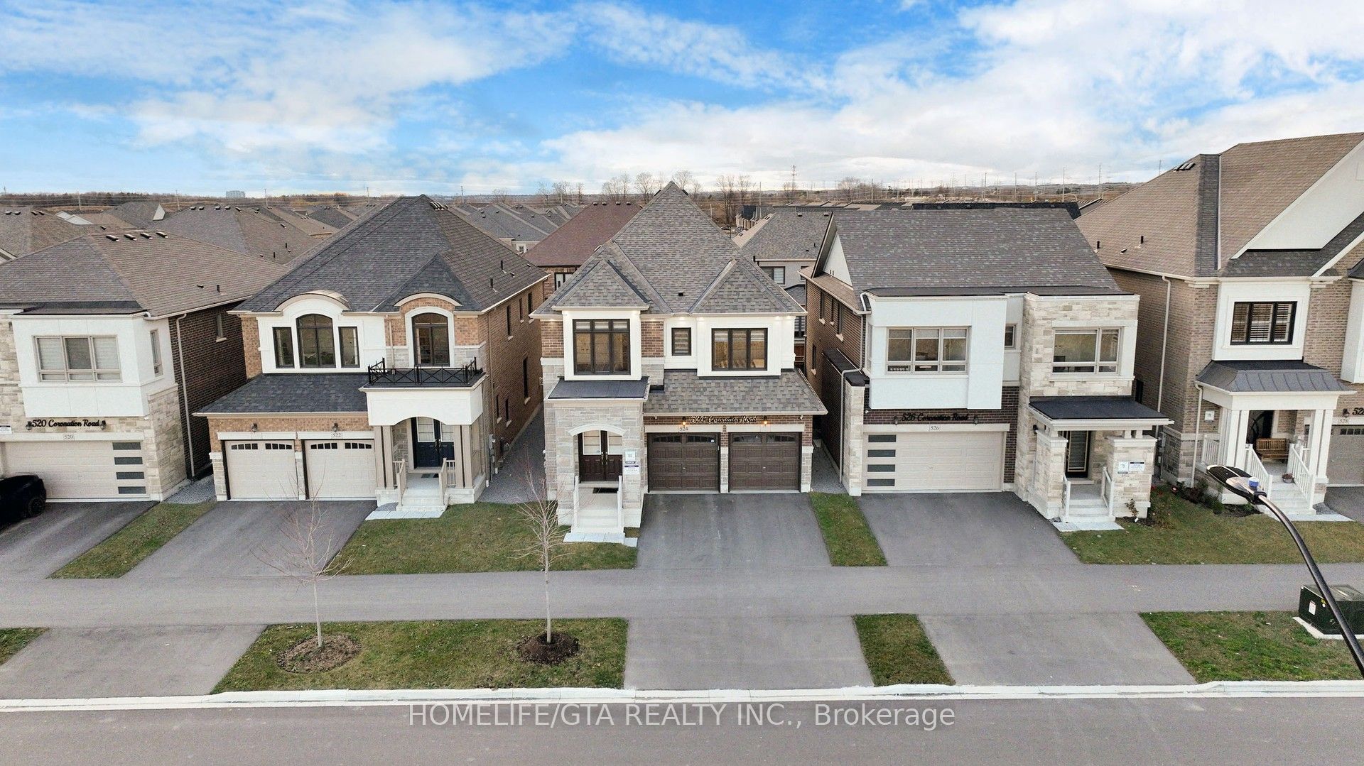 524 Coronation Road