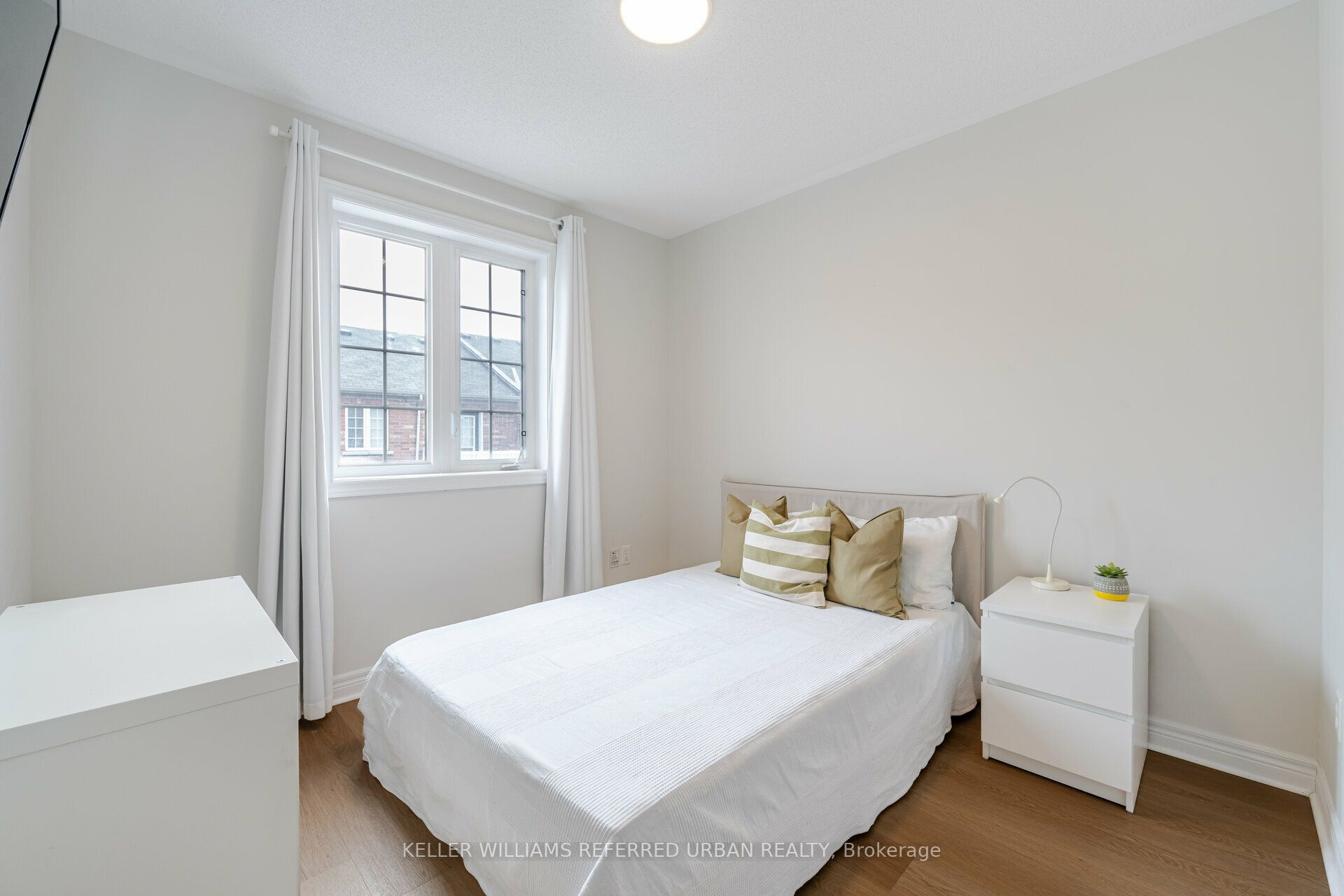 35 Philpott Gardens, #3