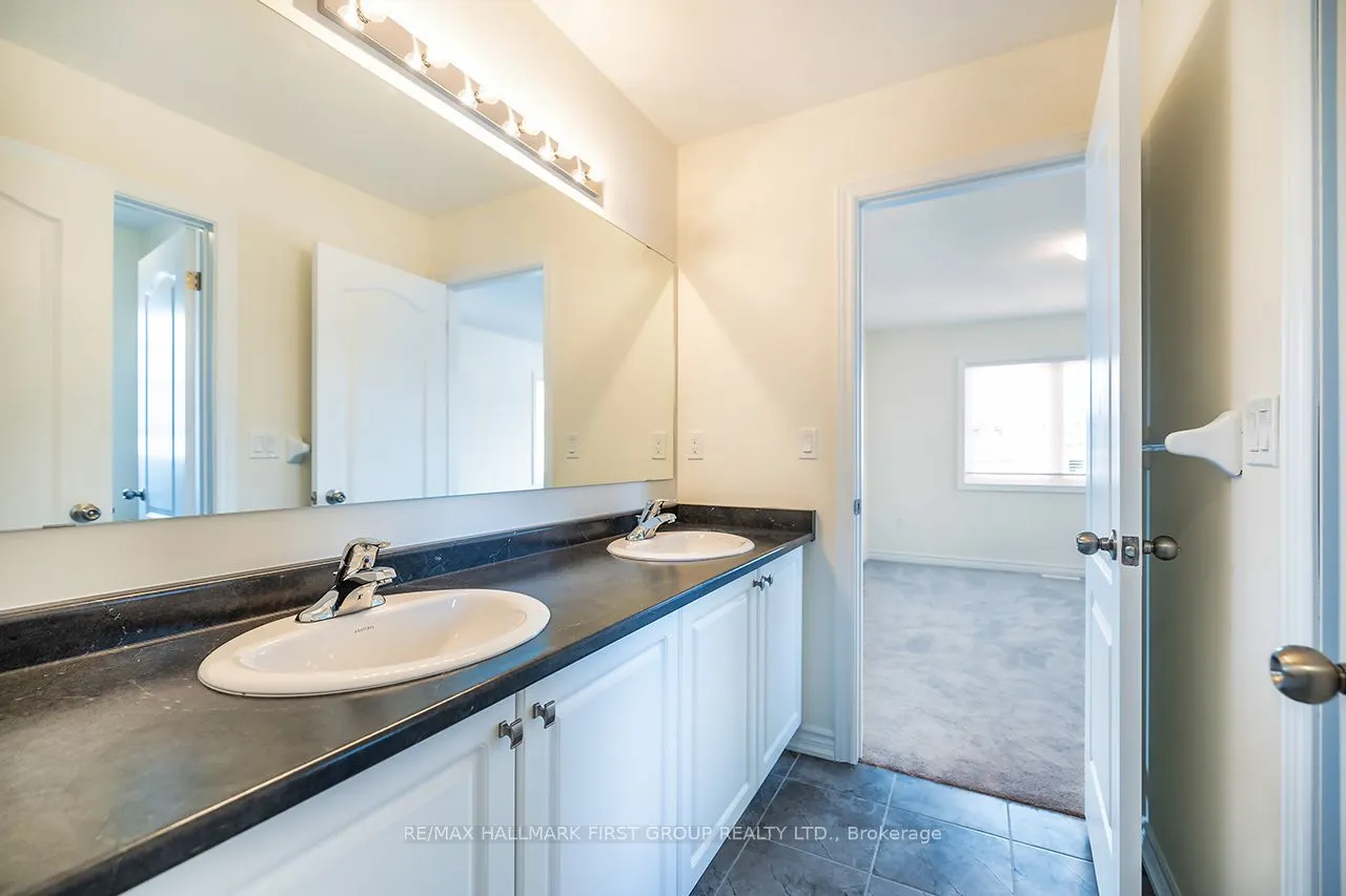 127 Robin Trail
