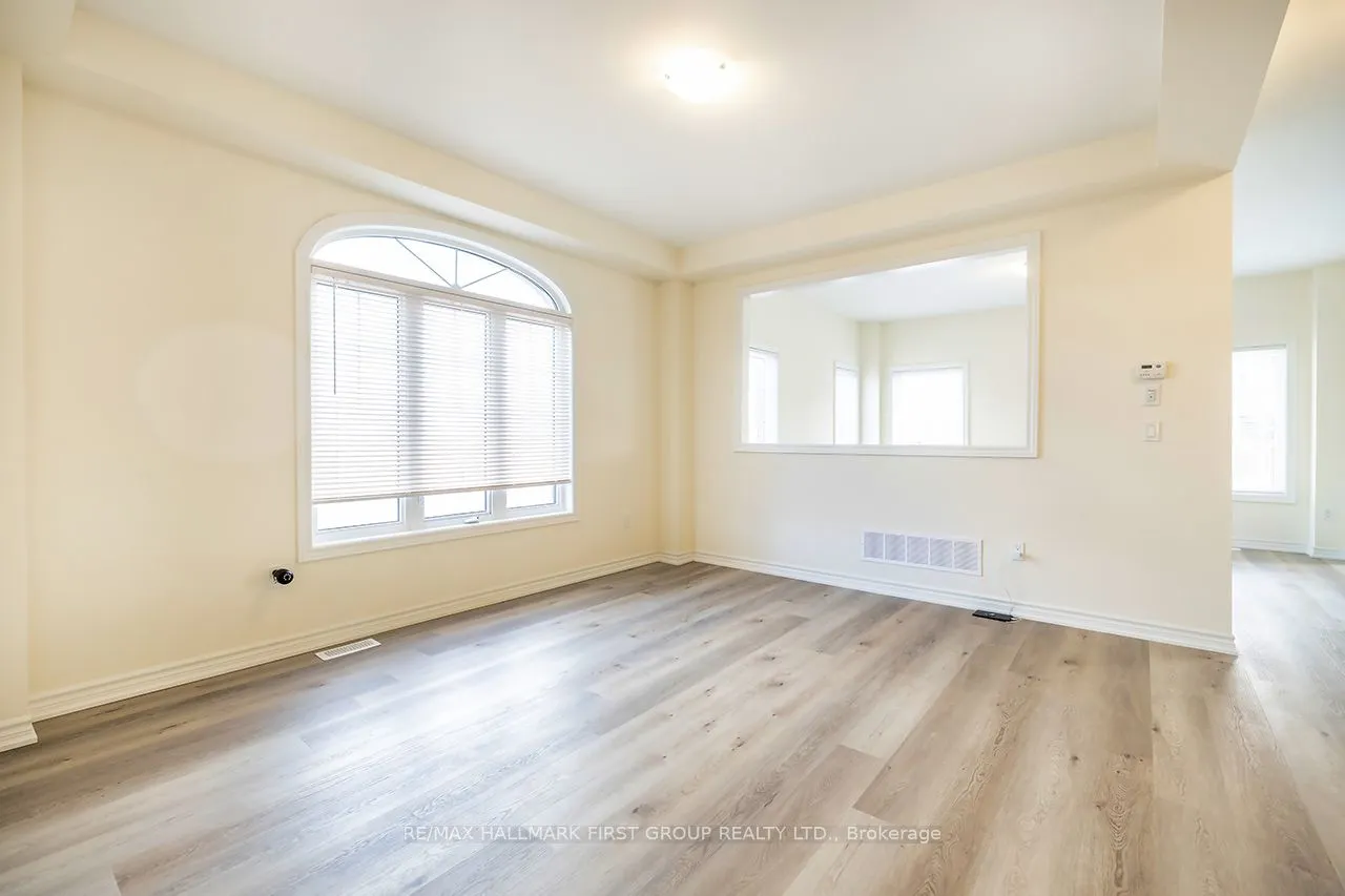 127 Robin Trail
