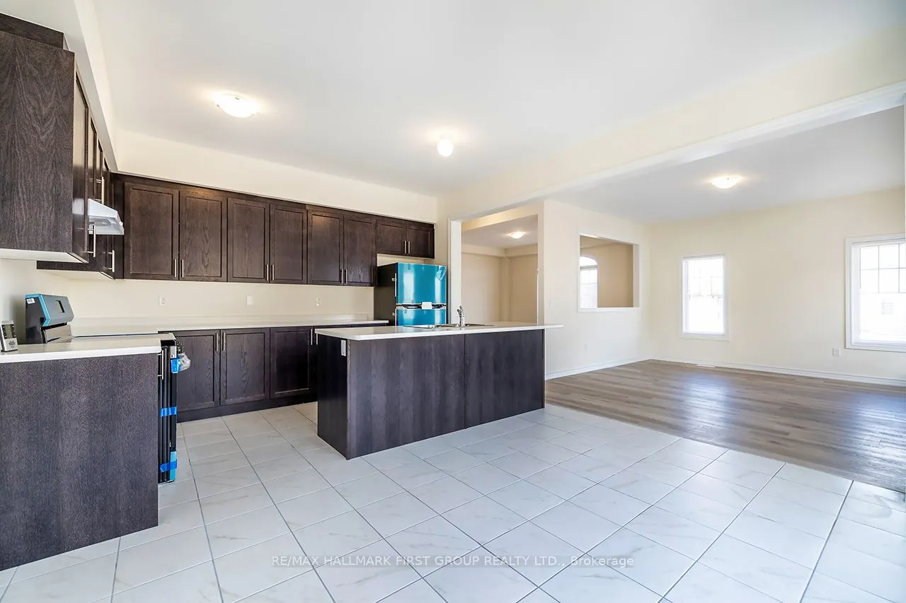127 Robin Trail