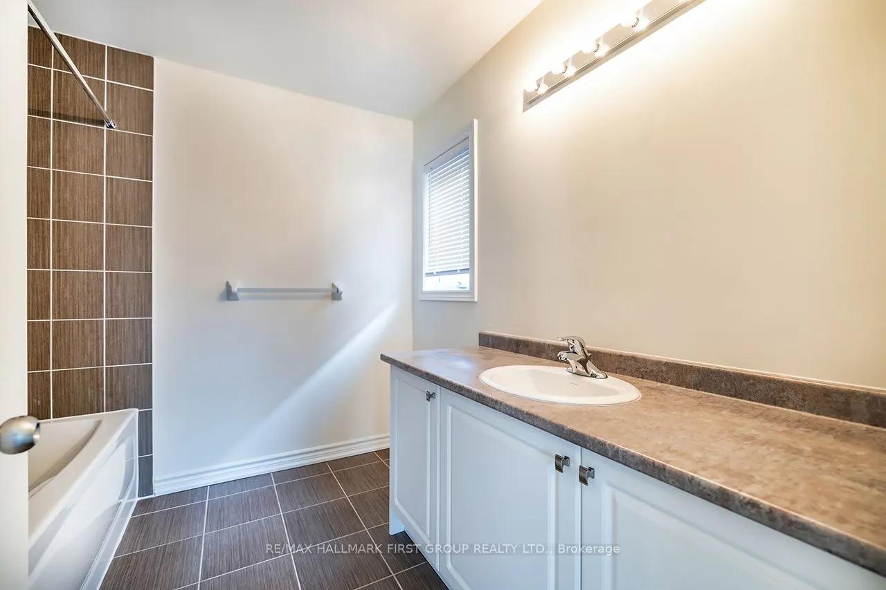 127 Robin Trail