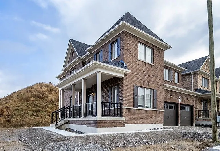 127 Robin Trail