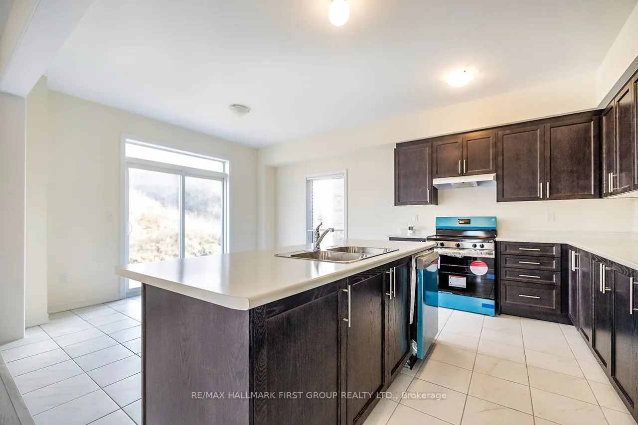 127 Robin Trail