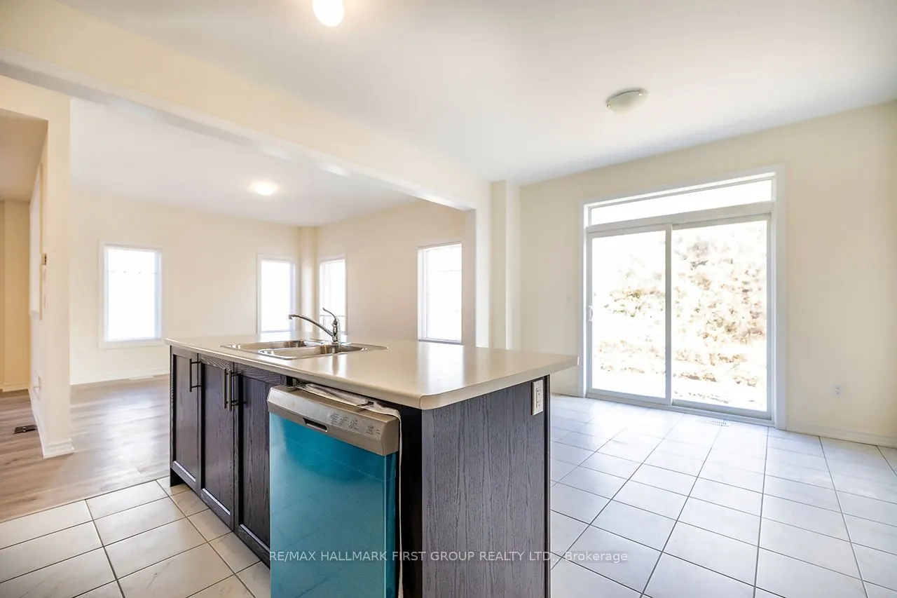 127 Robin Trail