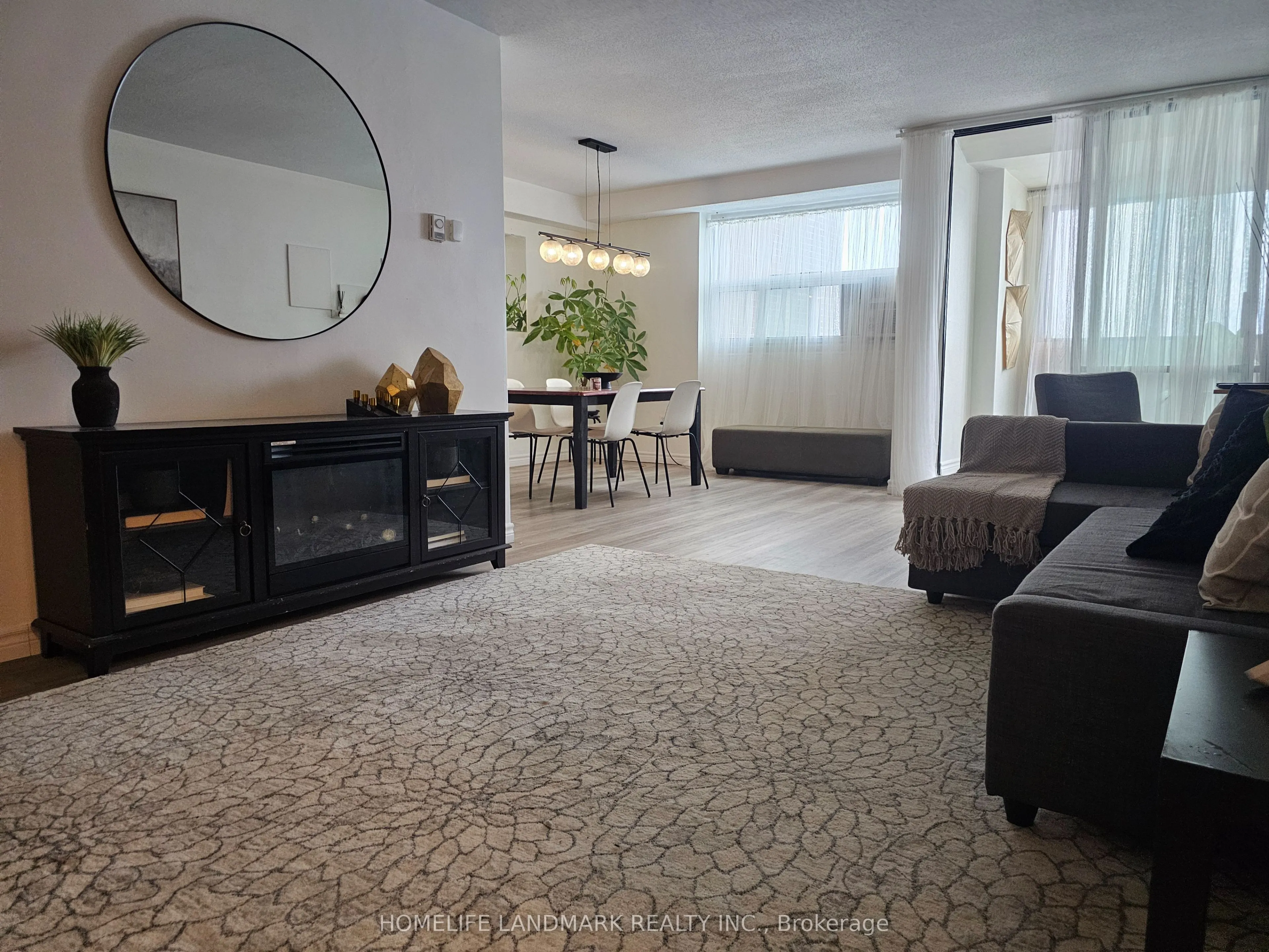 3 Massey Square, #3504