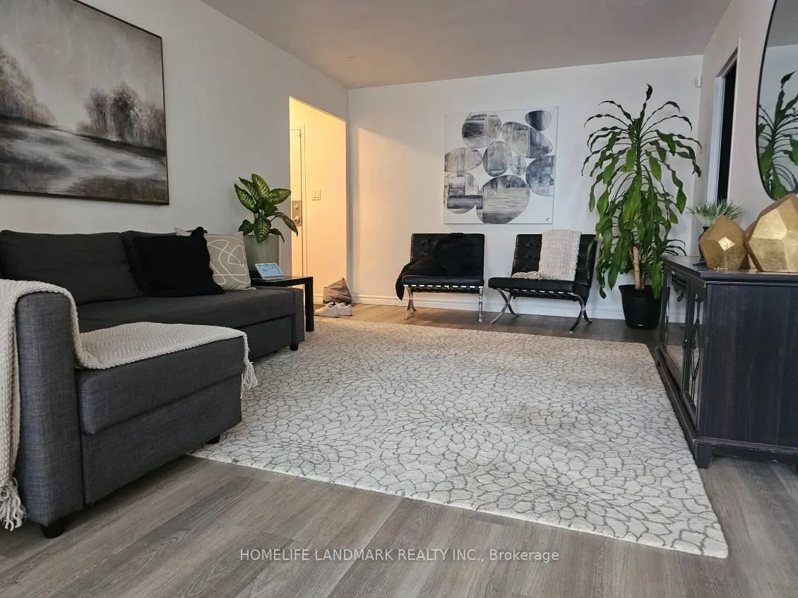 3 Massey Square, #3504