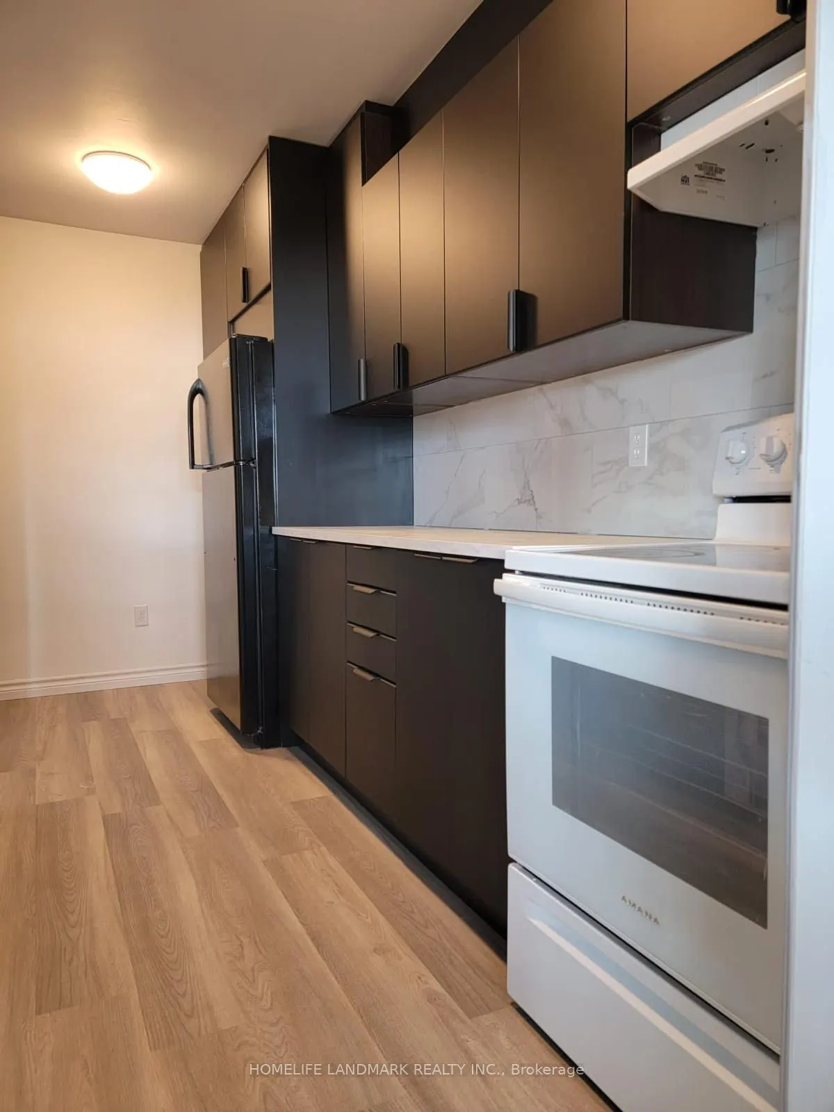 3 Massey Square, #3504