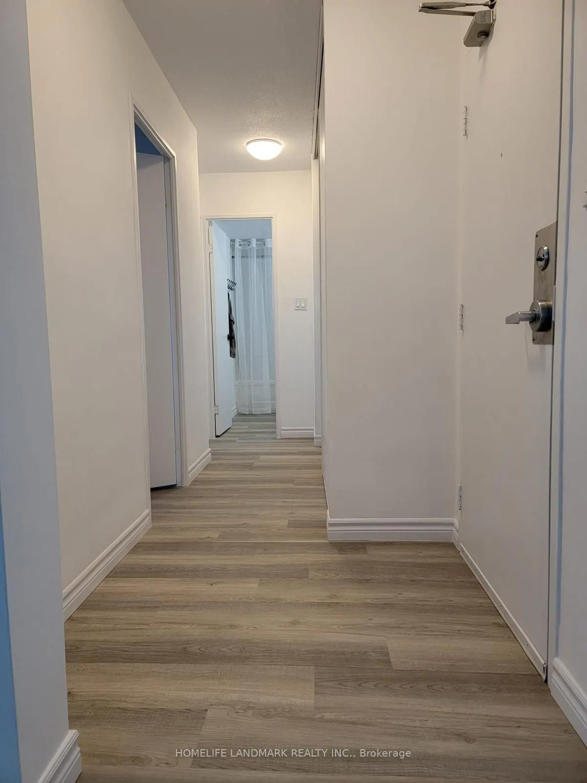 3 Massey Square, #3504