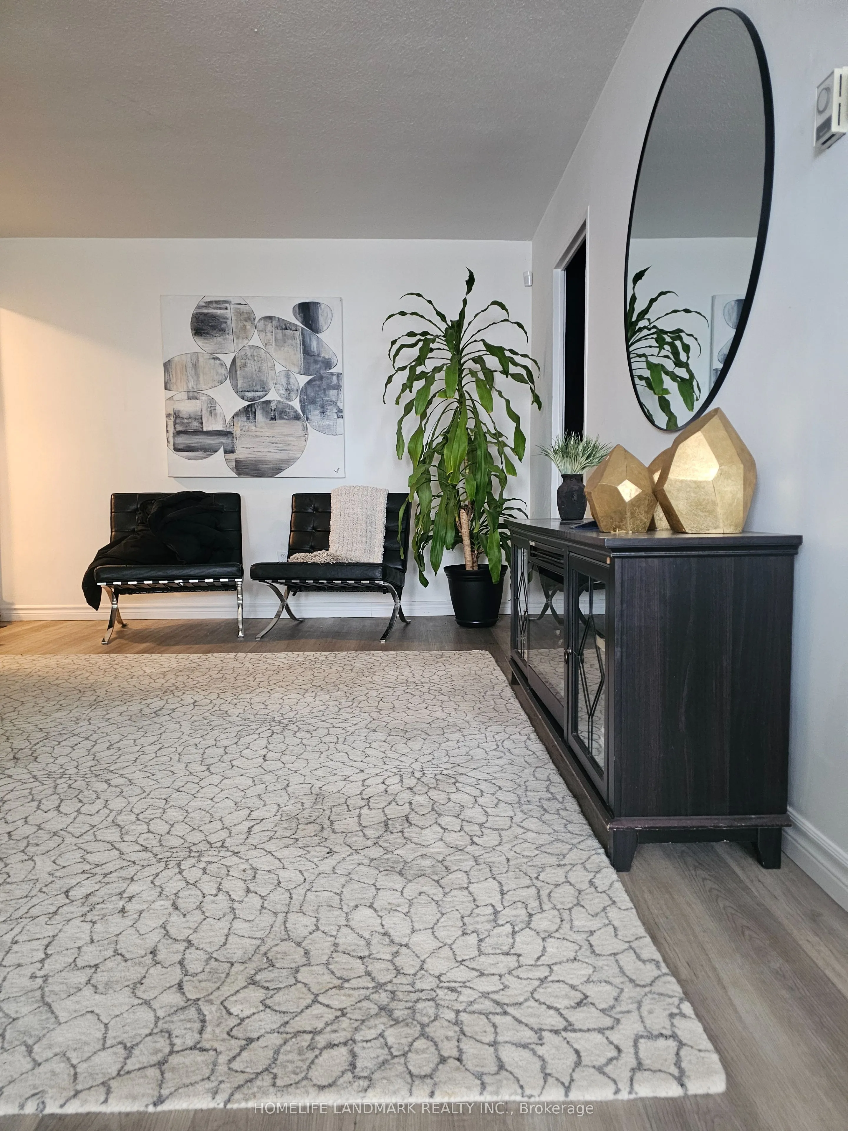 3 Massey Square, #3504