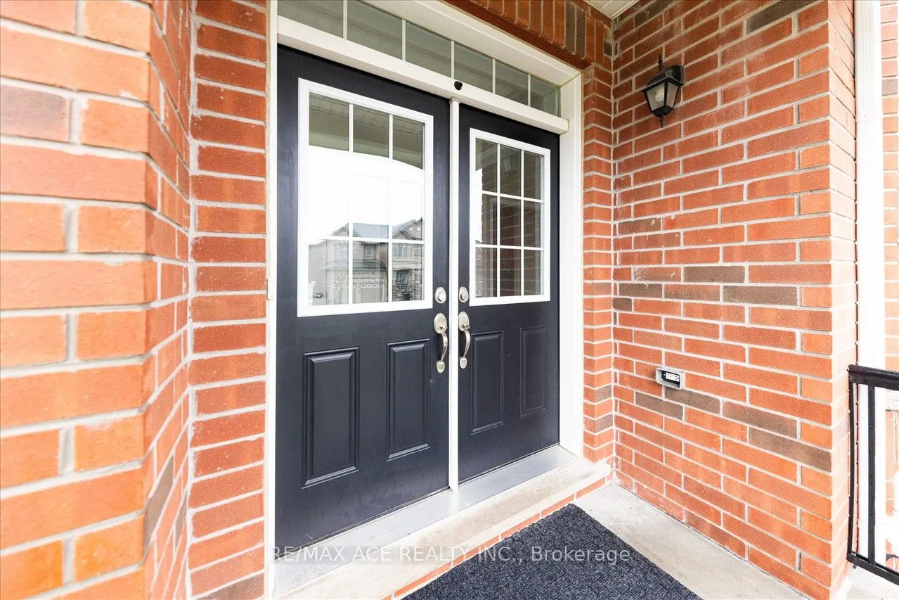114 Noden Crescent