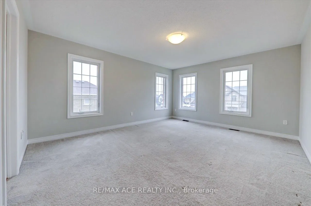 114 Noden Crescent