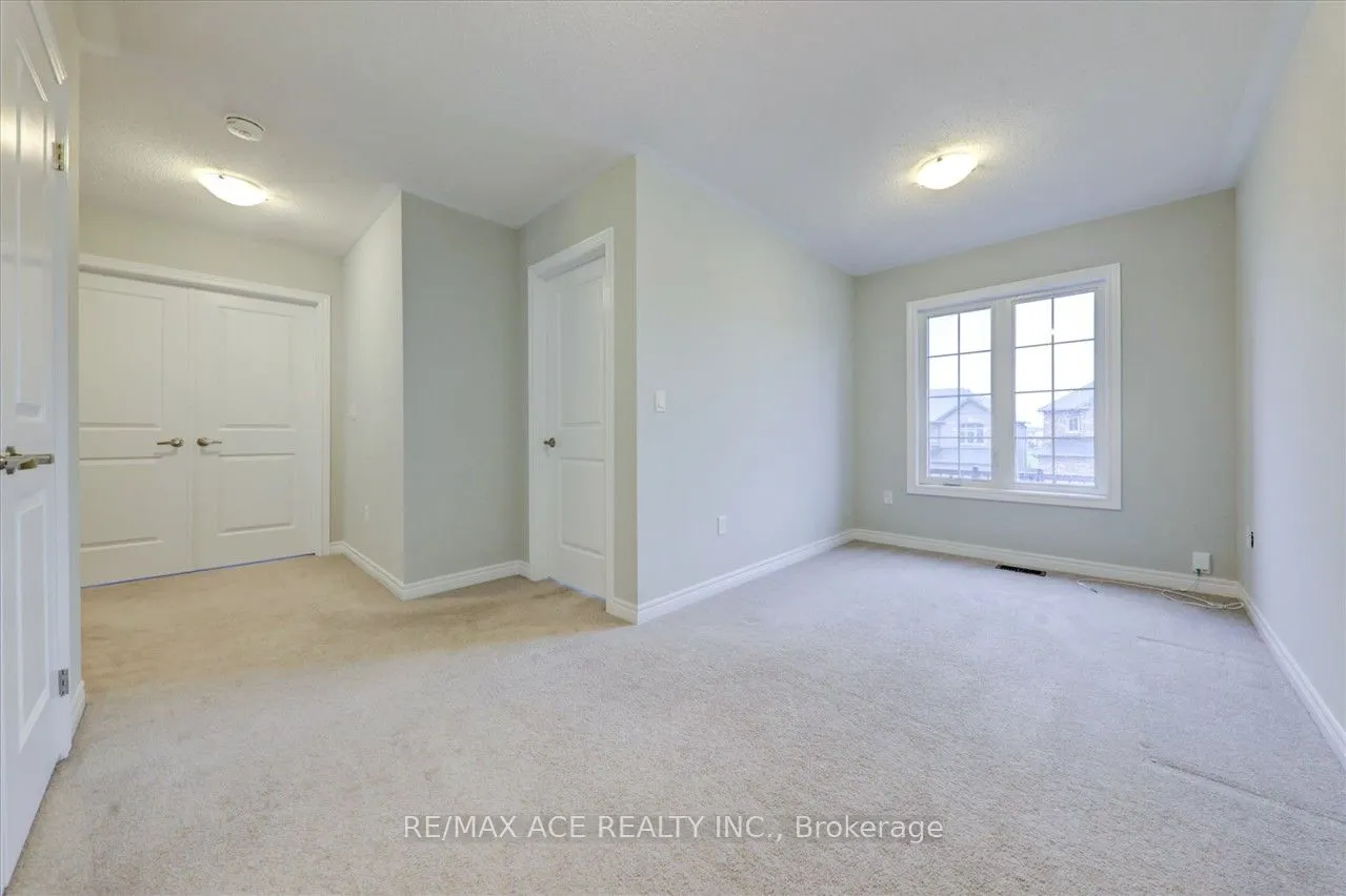 114 Noden Crescent