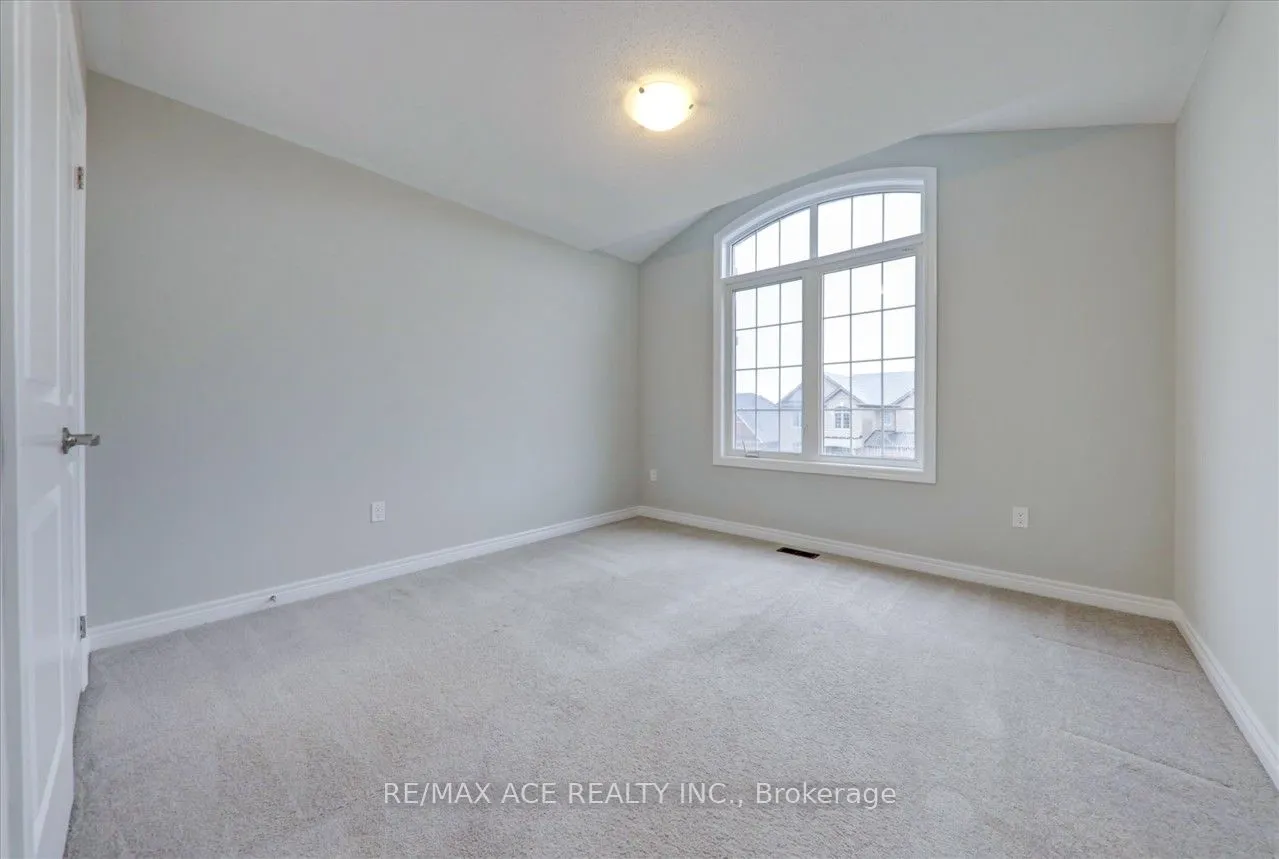 114 Noden Crescent