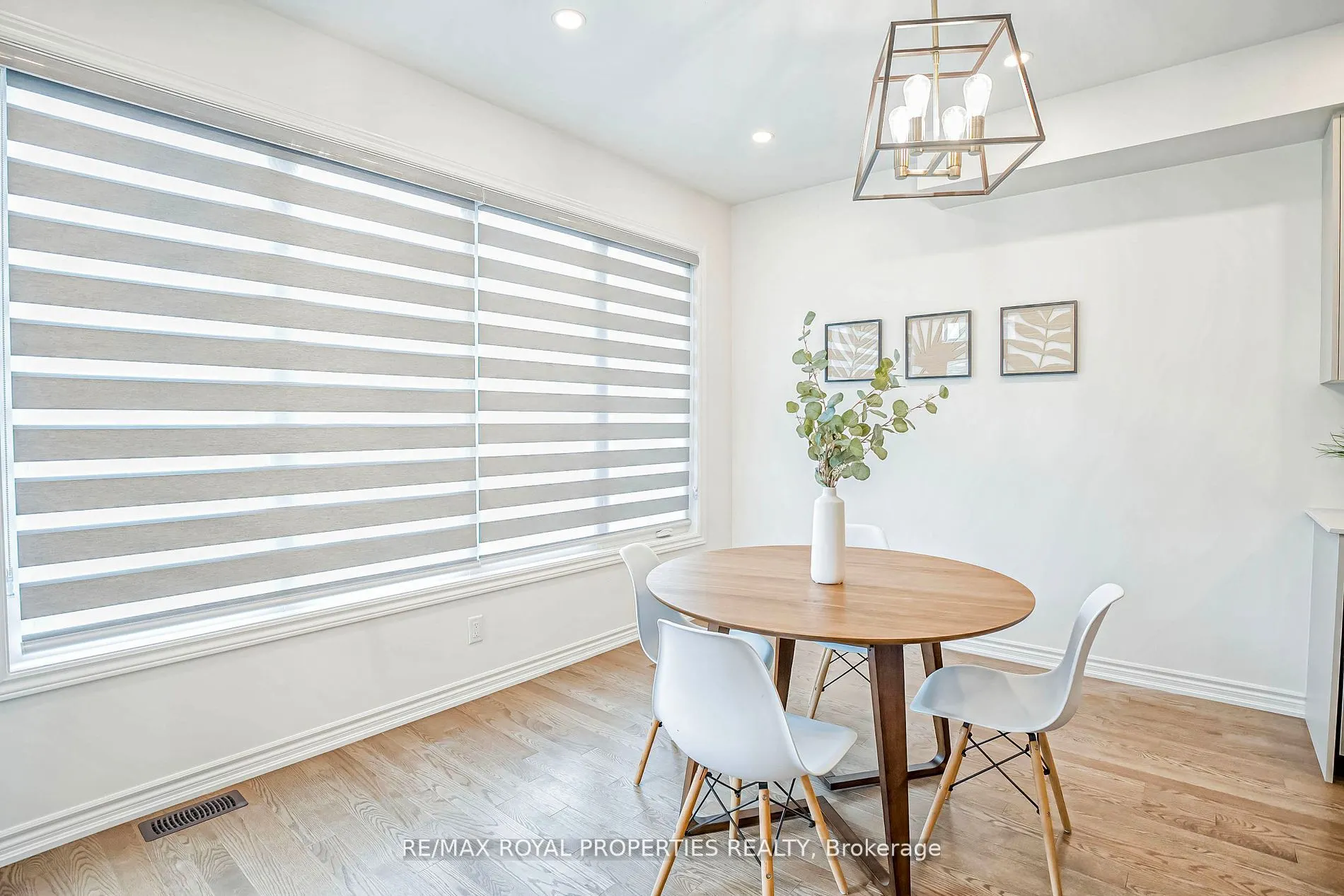 416 Coronation Road