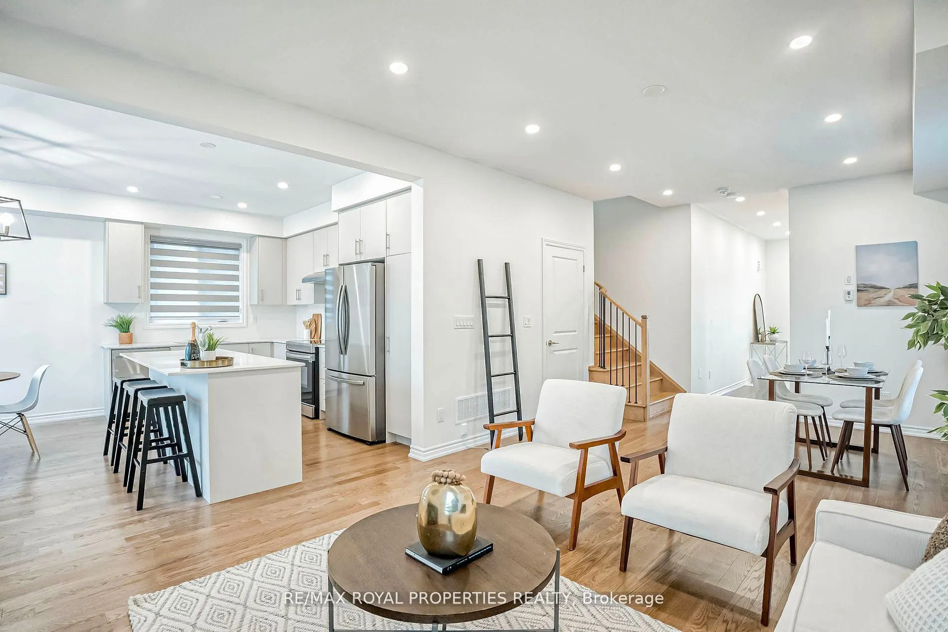 416 Coronation Road