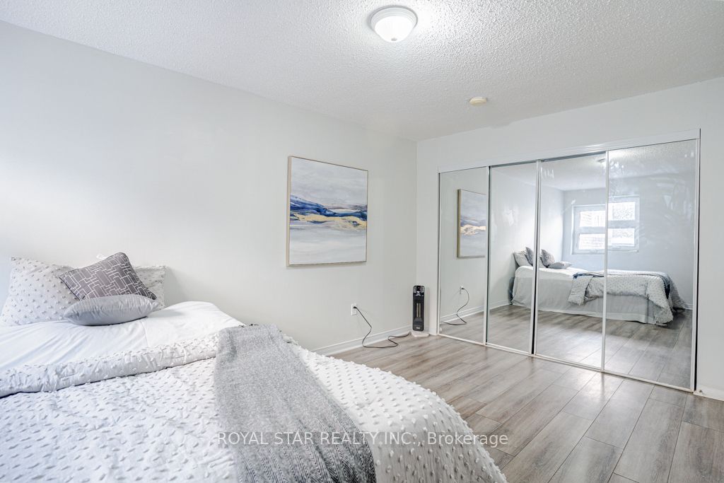 91 Muir Drive, #23