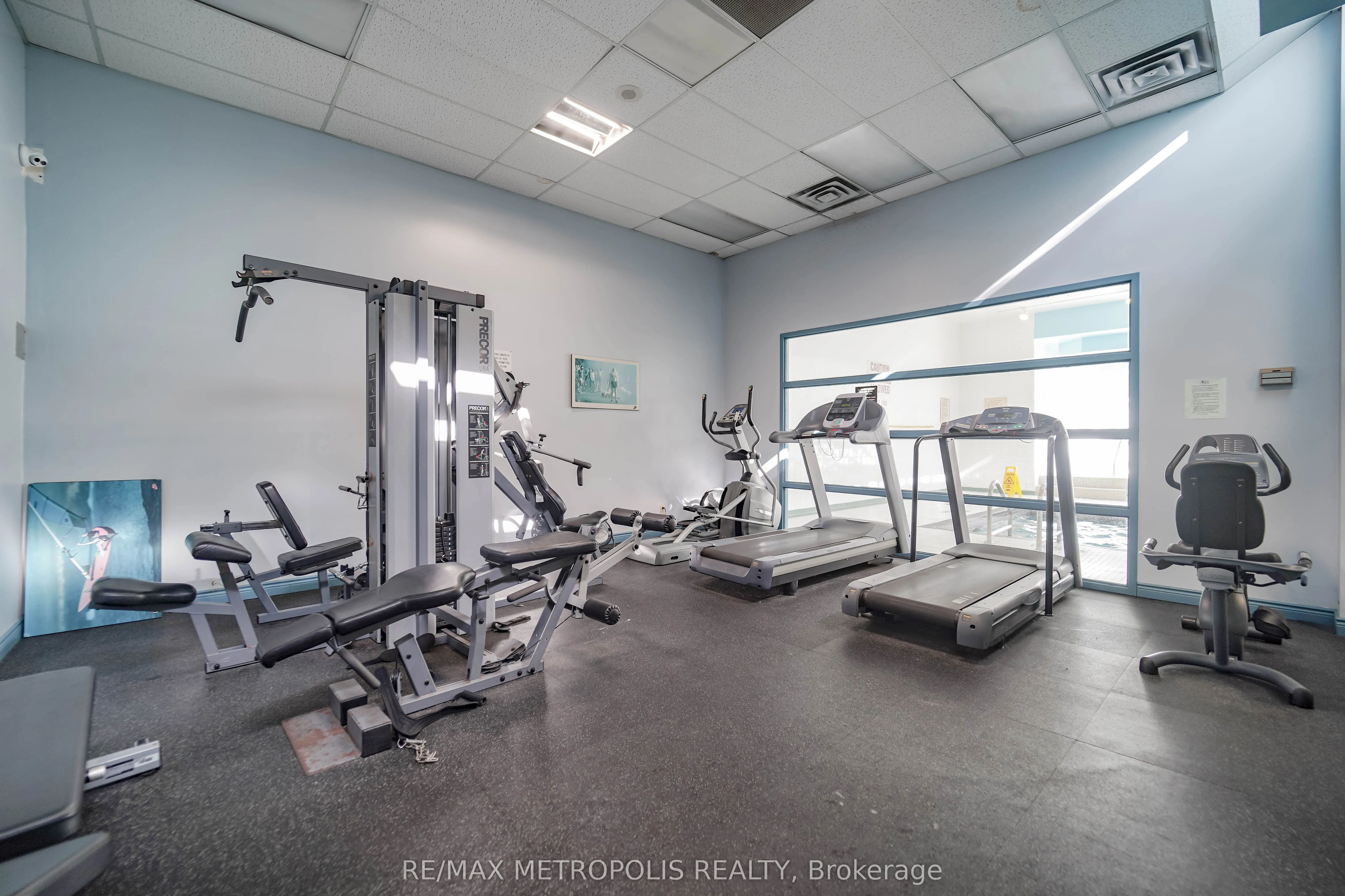 90 Dale Avenue #502