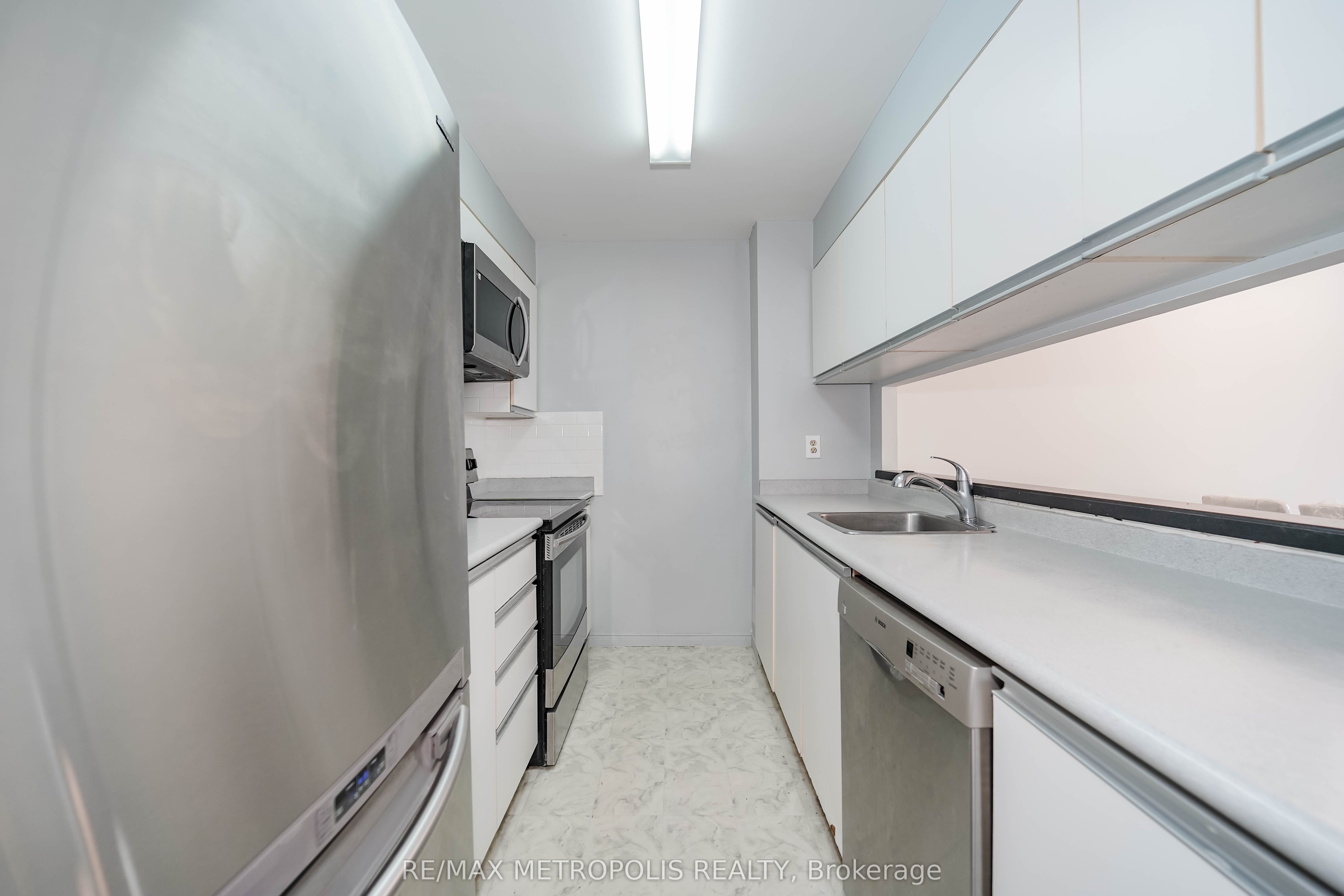 90 Dale Avenue #502
