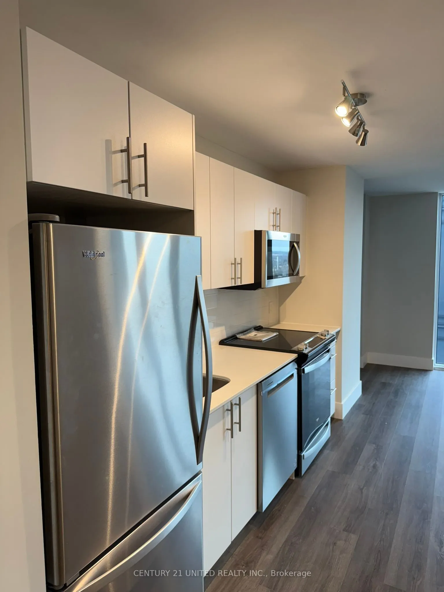 80 Bond Street E, #1601